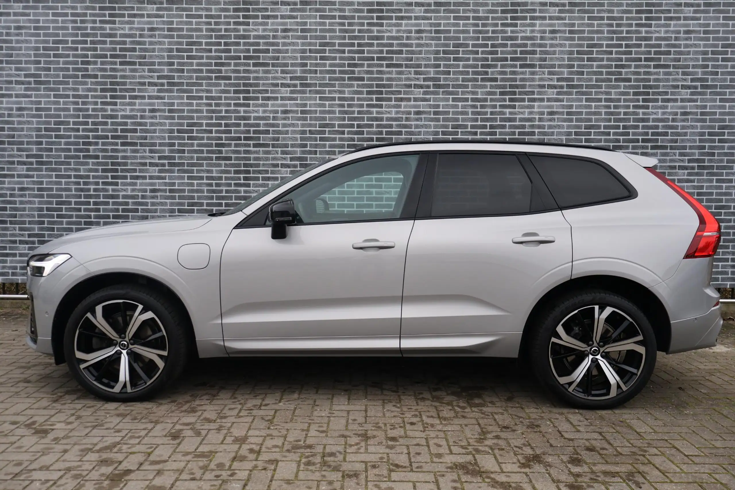 Volvo - XC60