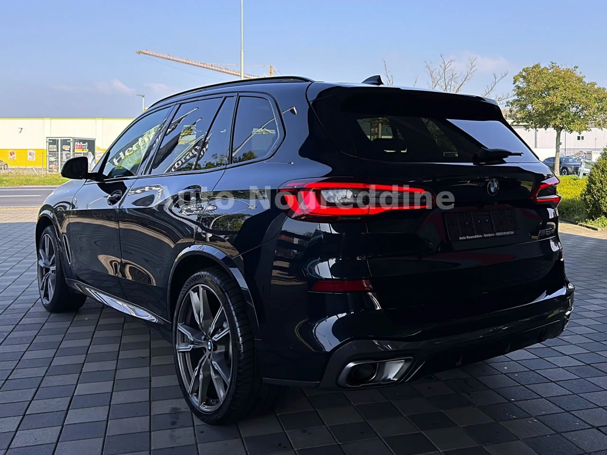 BMW - X5 M