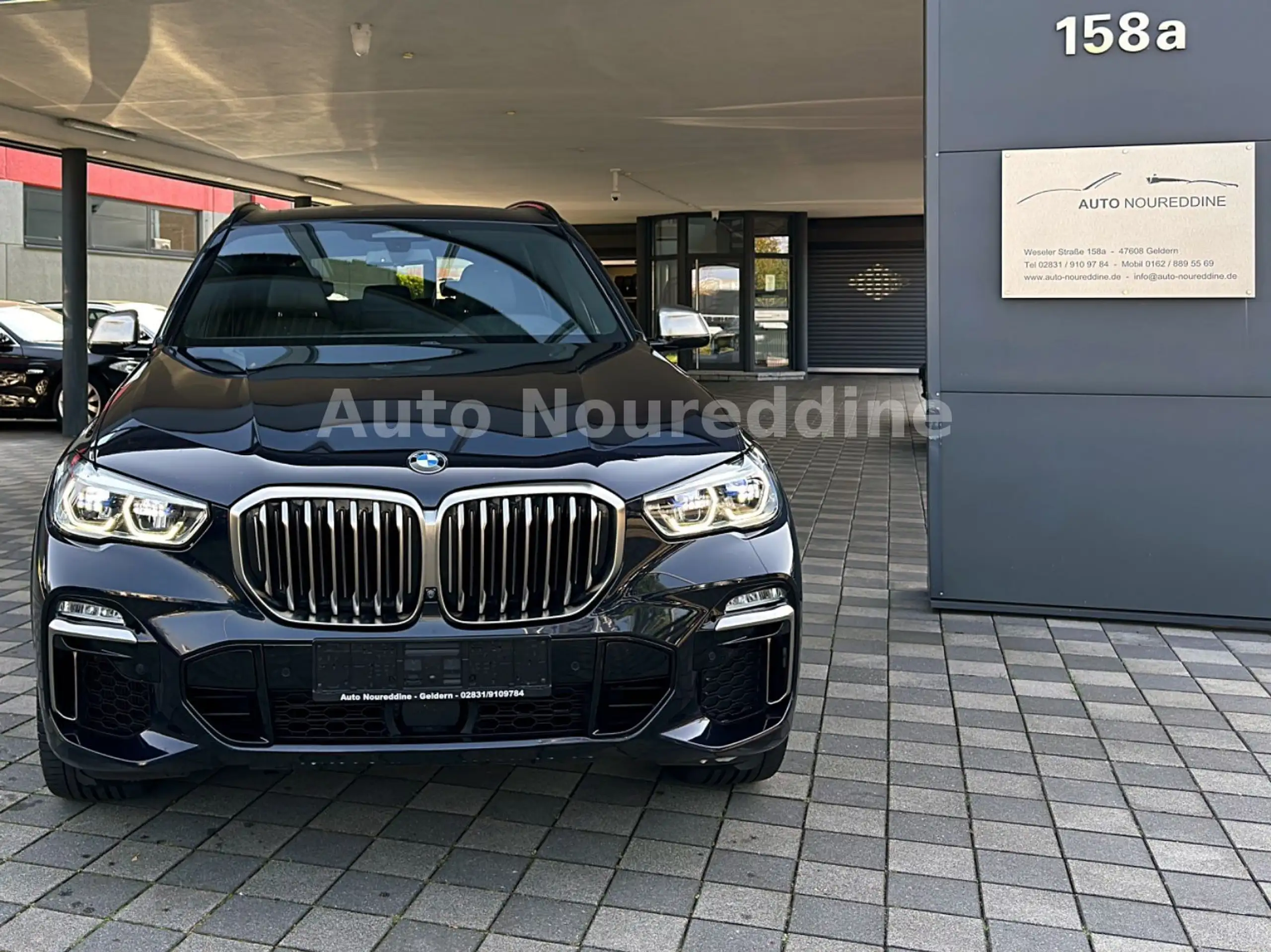 BMW - X5 M