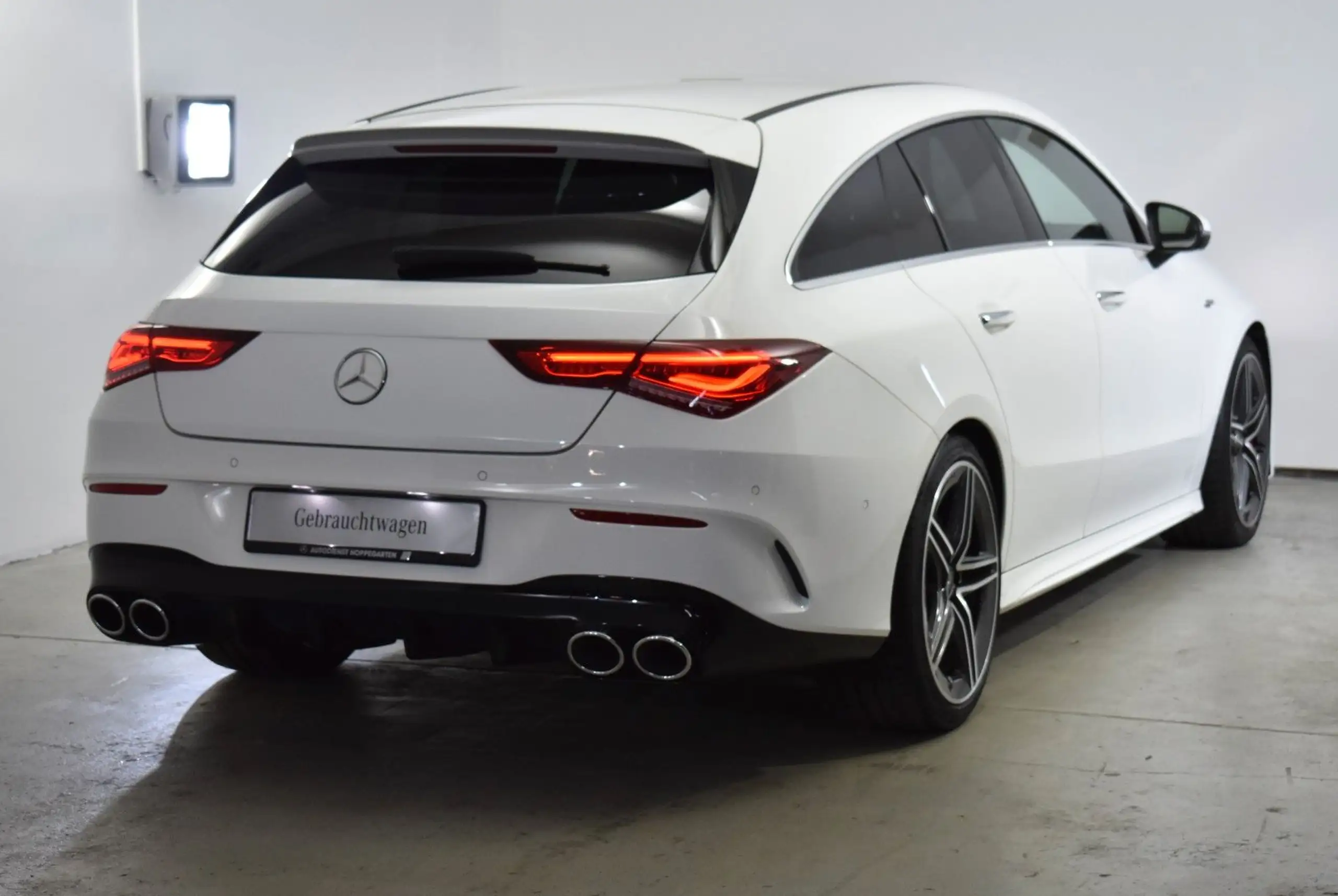 Mercedes-Benz - CLA 45 AMG