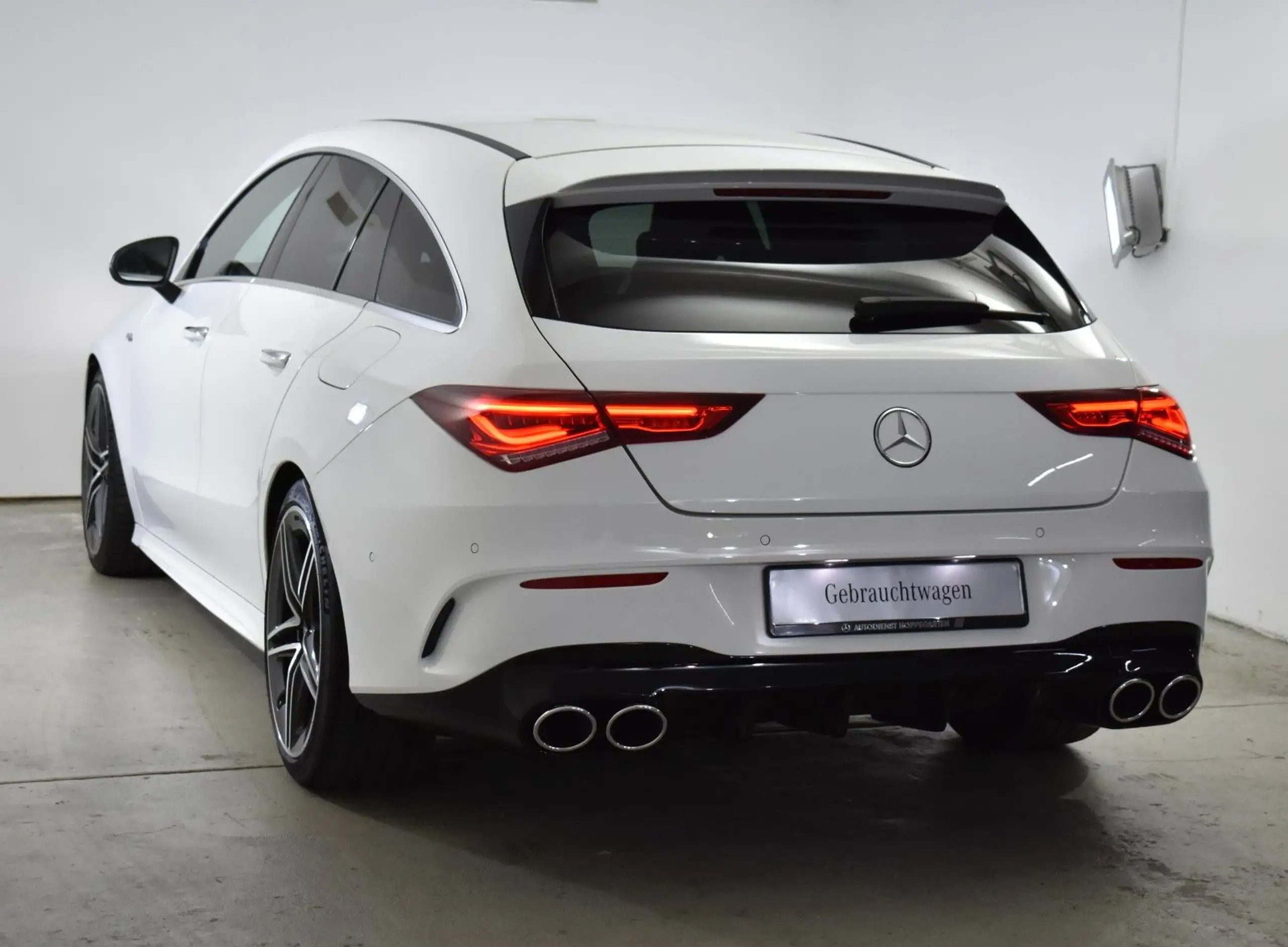 Mercedes-Benz - CLA 45 AMG