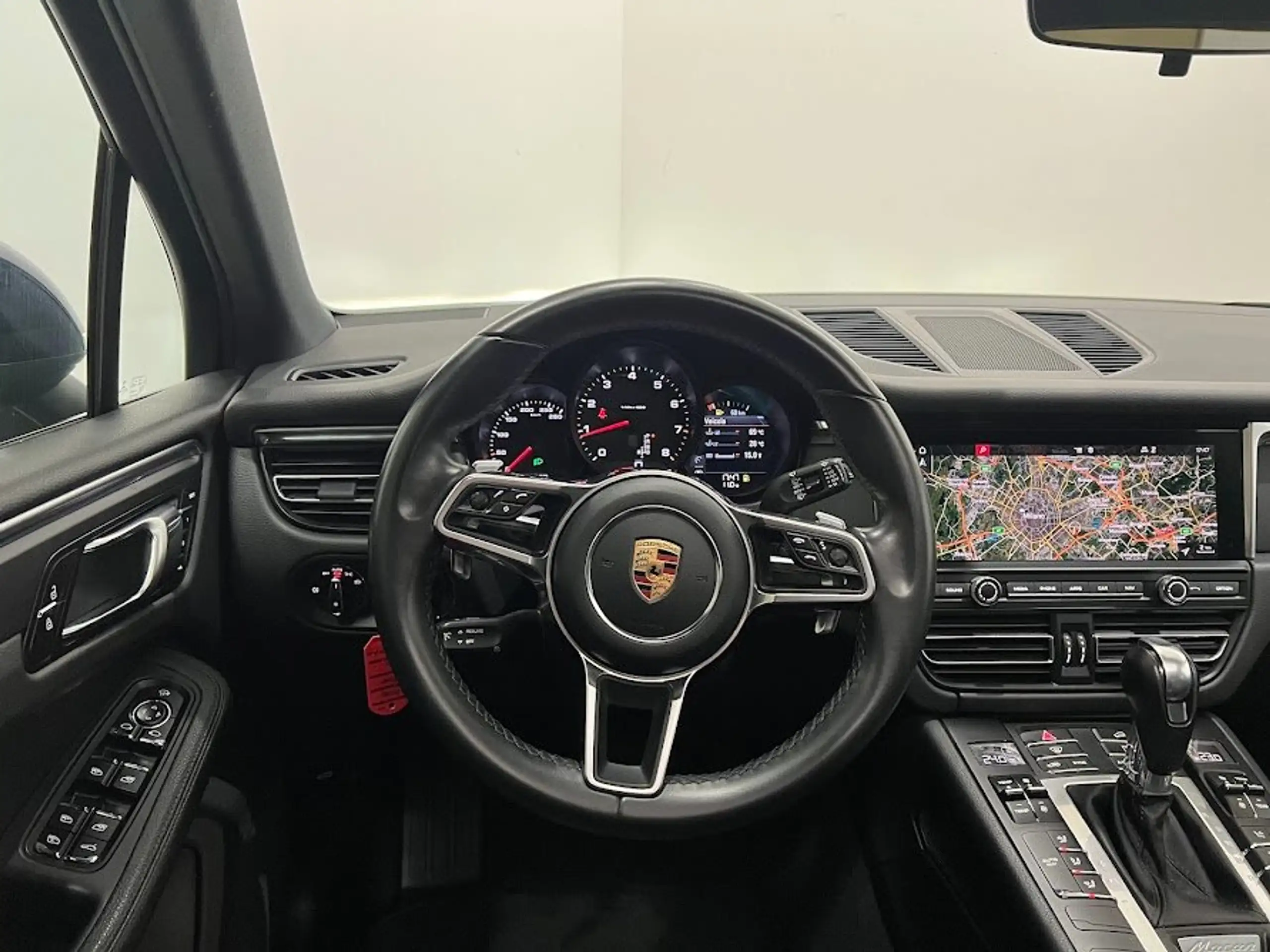 Porsche - Macan