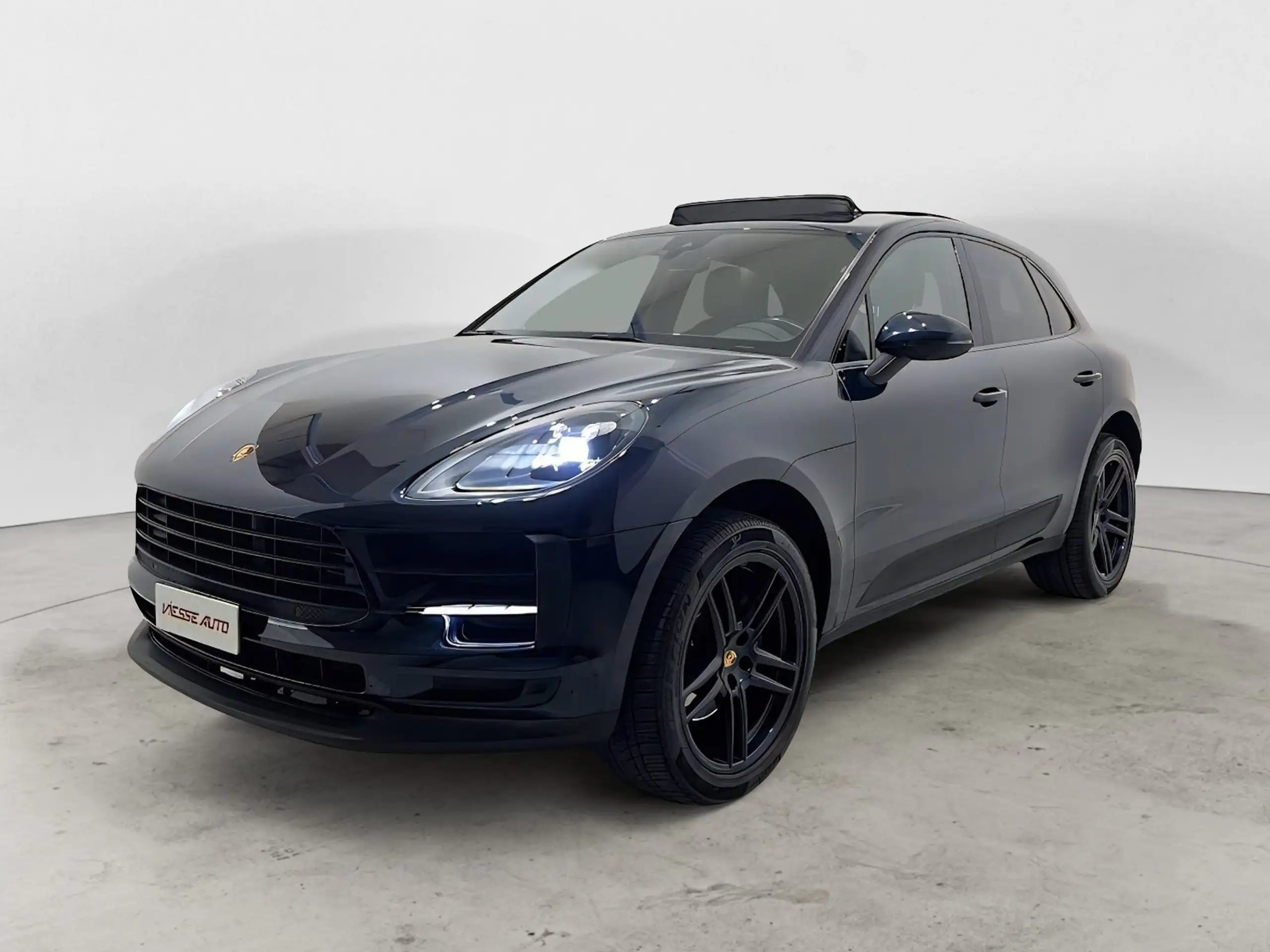 Porsche - Macan