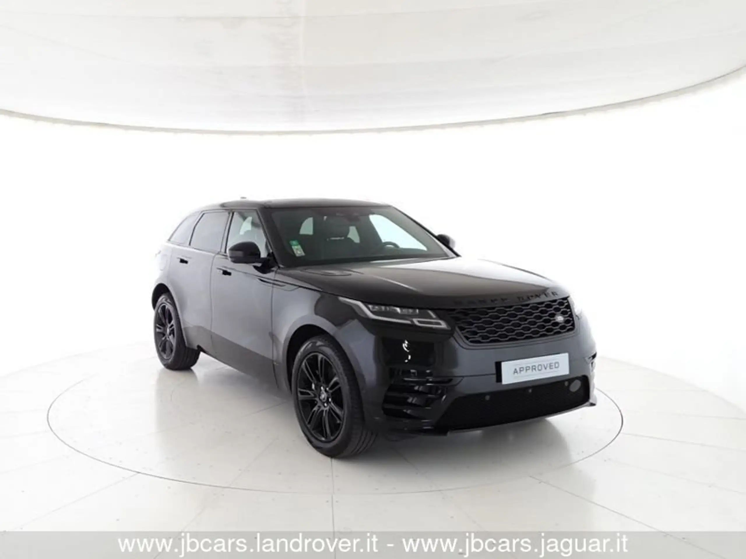 Land Rover - Range Rover Velar