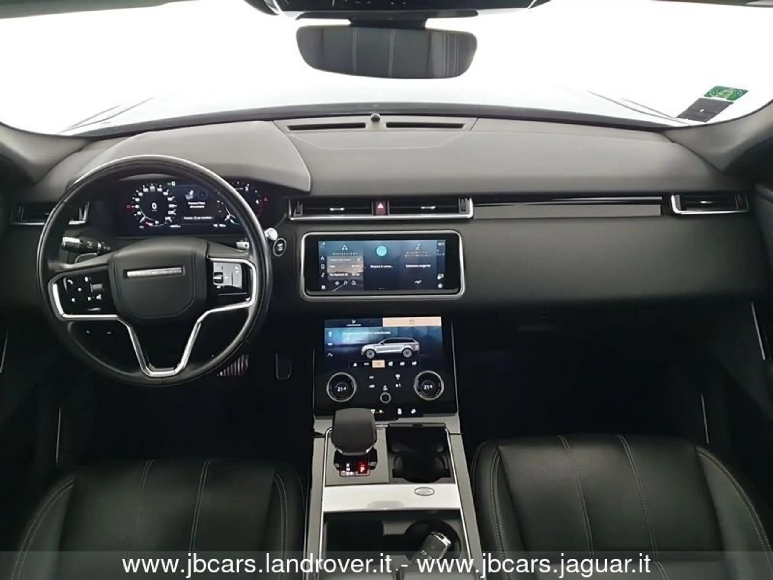 Land Rover - Range Rover Velar