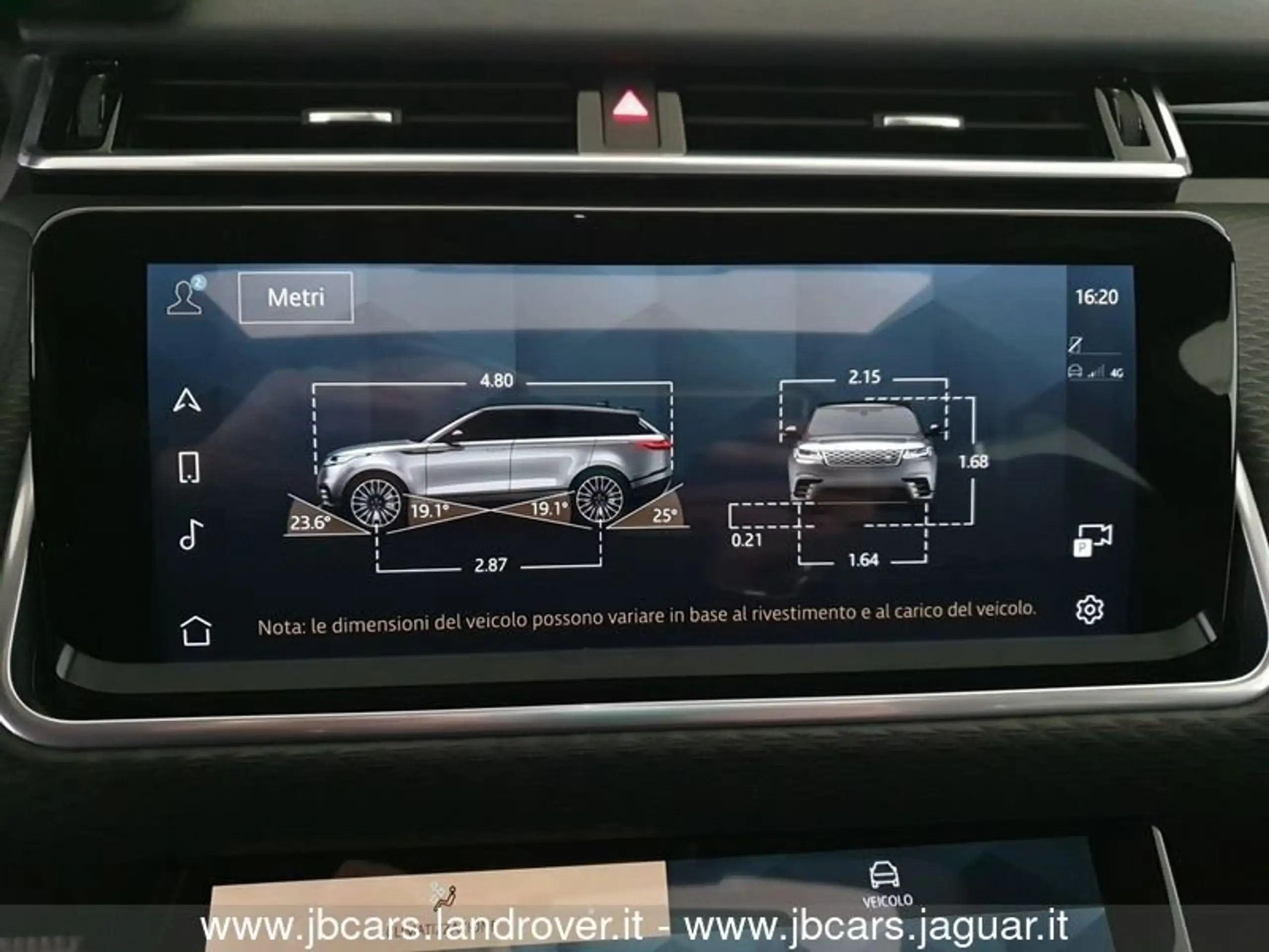 Land Rover - Range Rover Velar