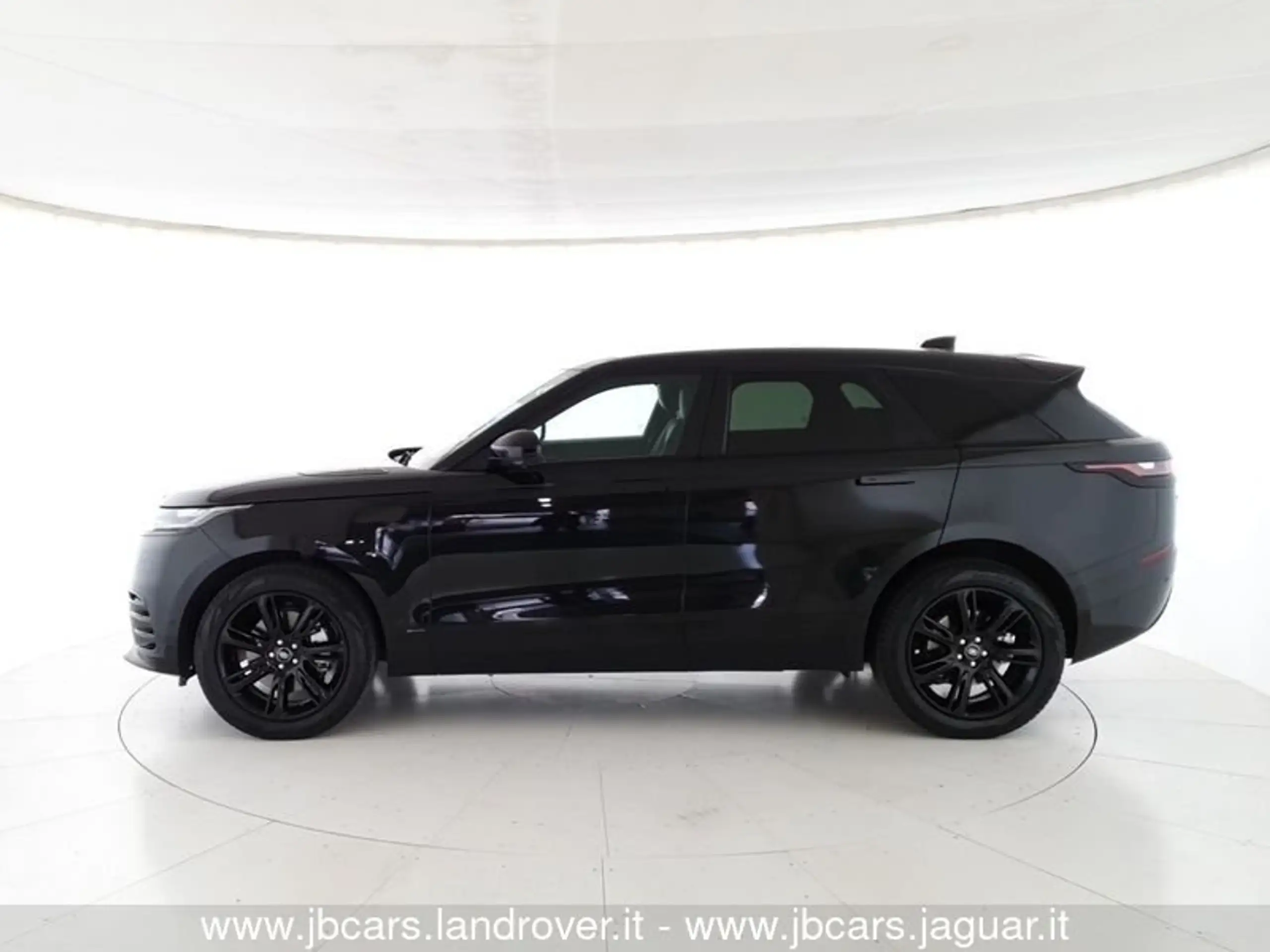 Land Rover - Range Rover Velar