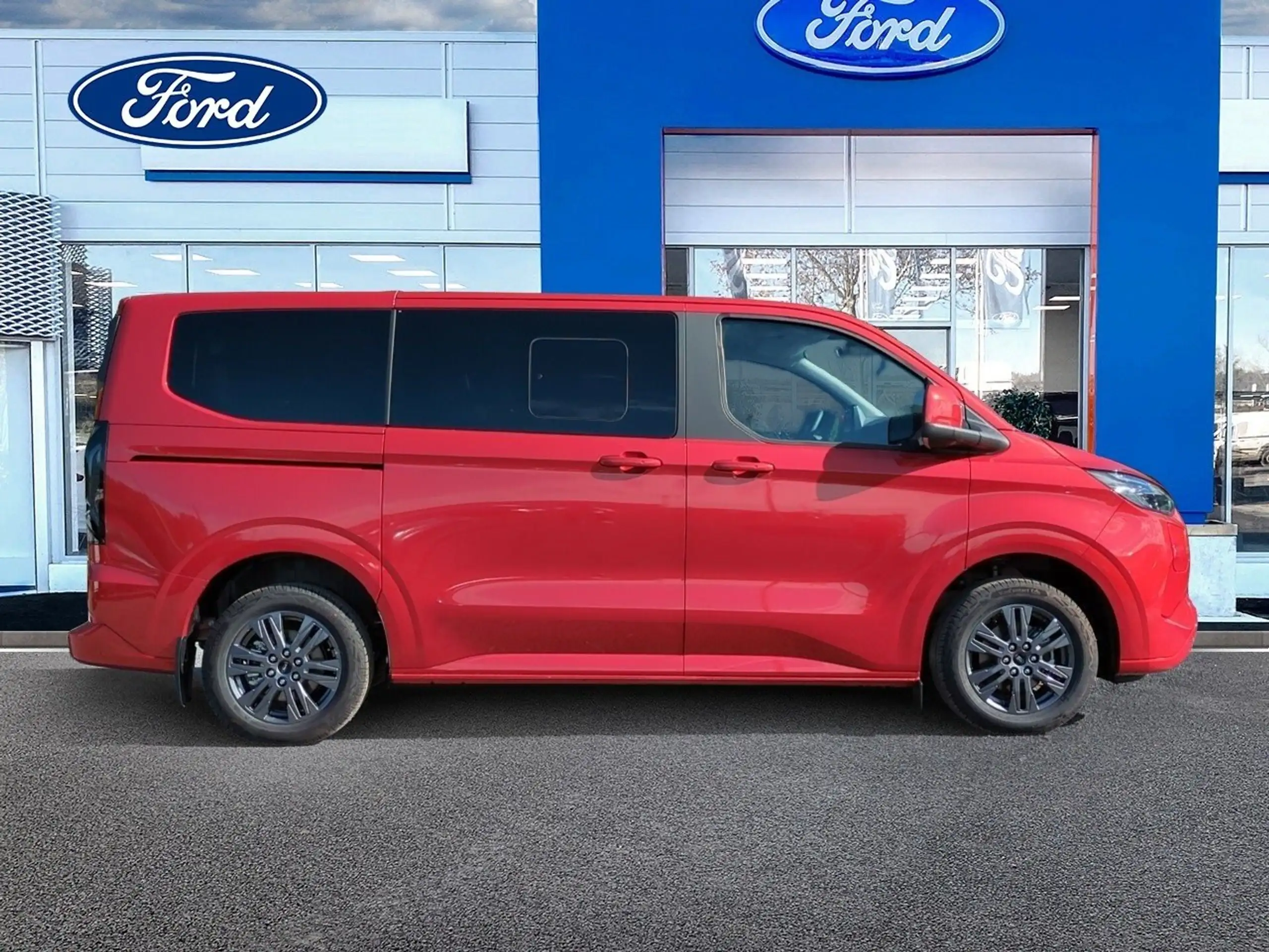 Ford - Tourneo Custom