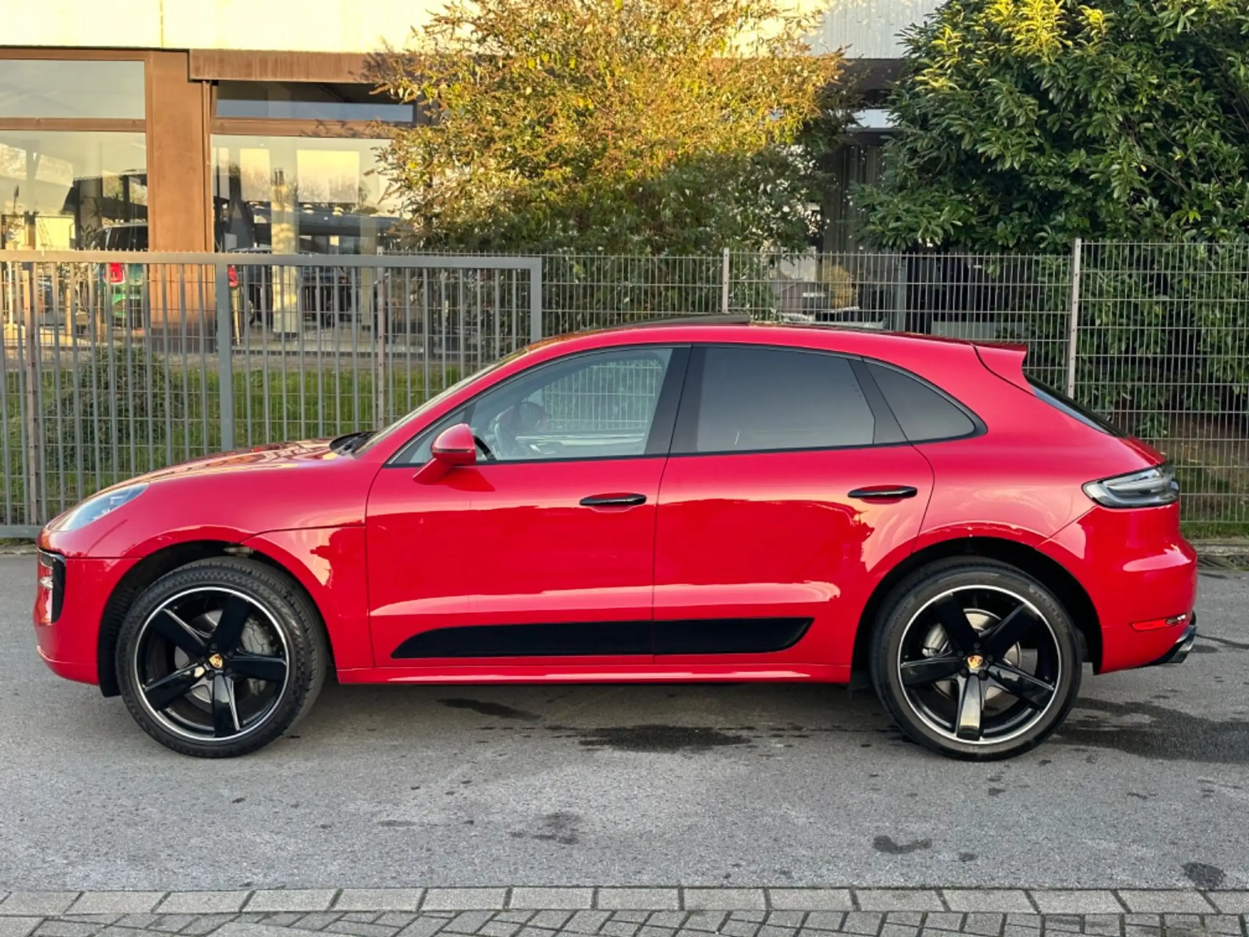 Porsche - Macan