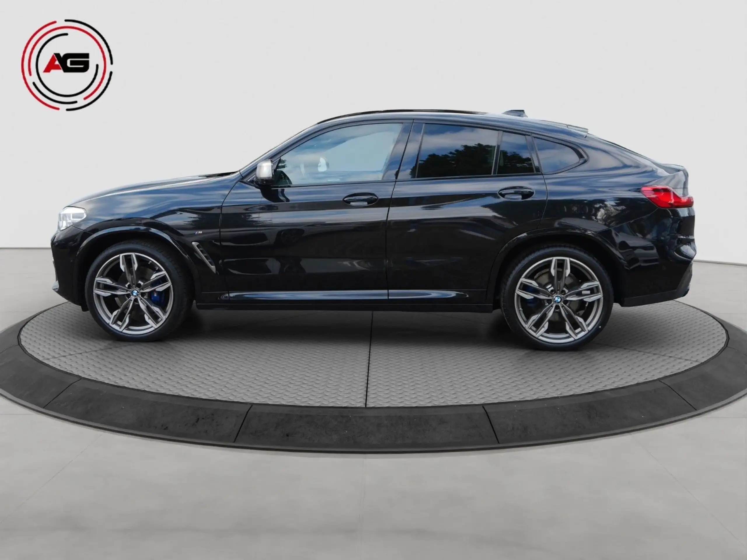 BMW - X4 M