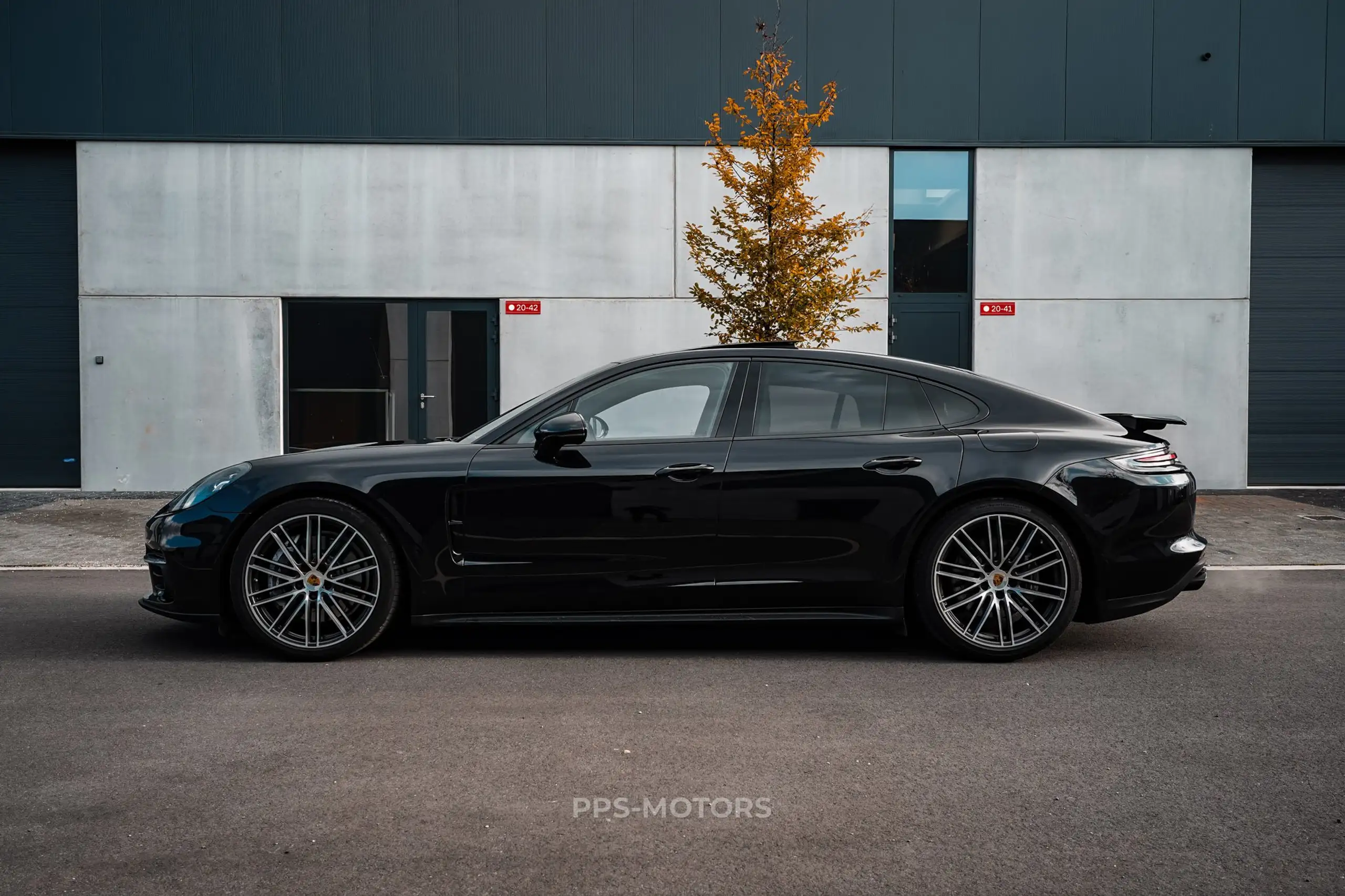 Porsche - Panamera