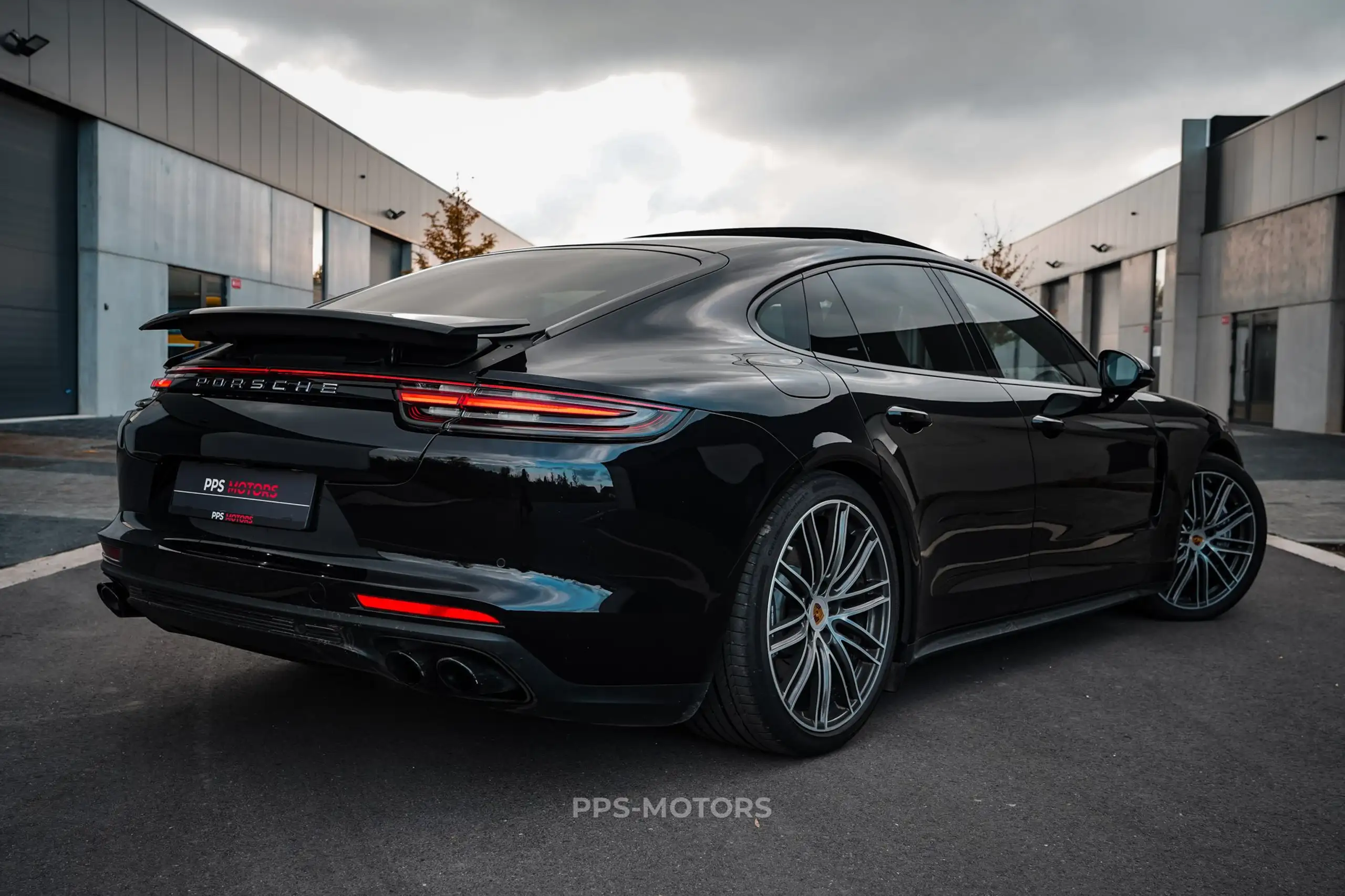 Porsche - Panamera