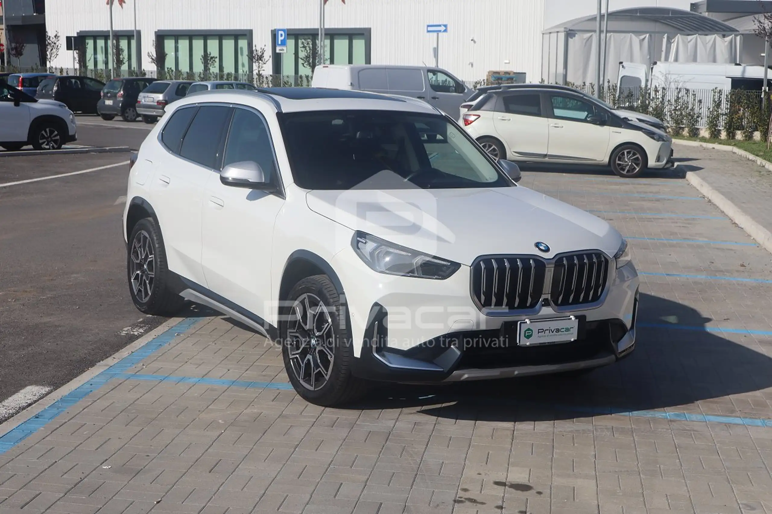 BMW - X1