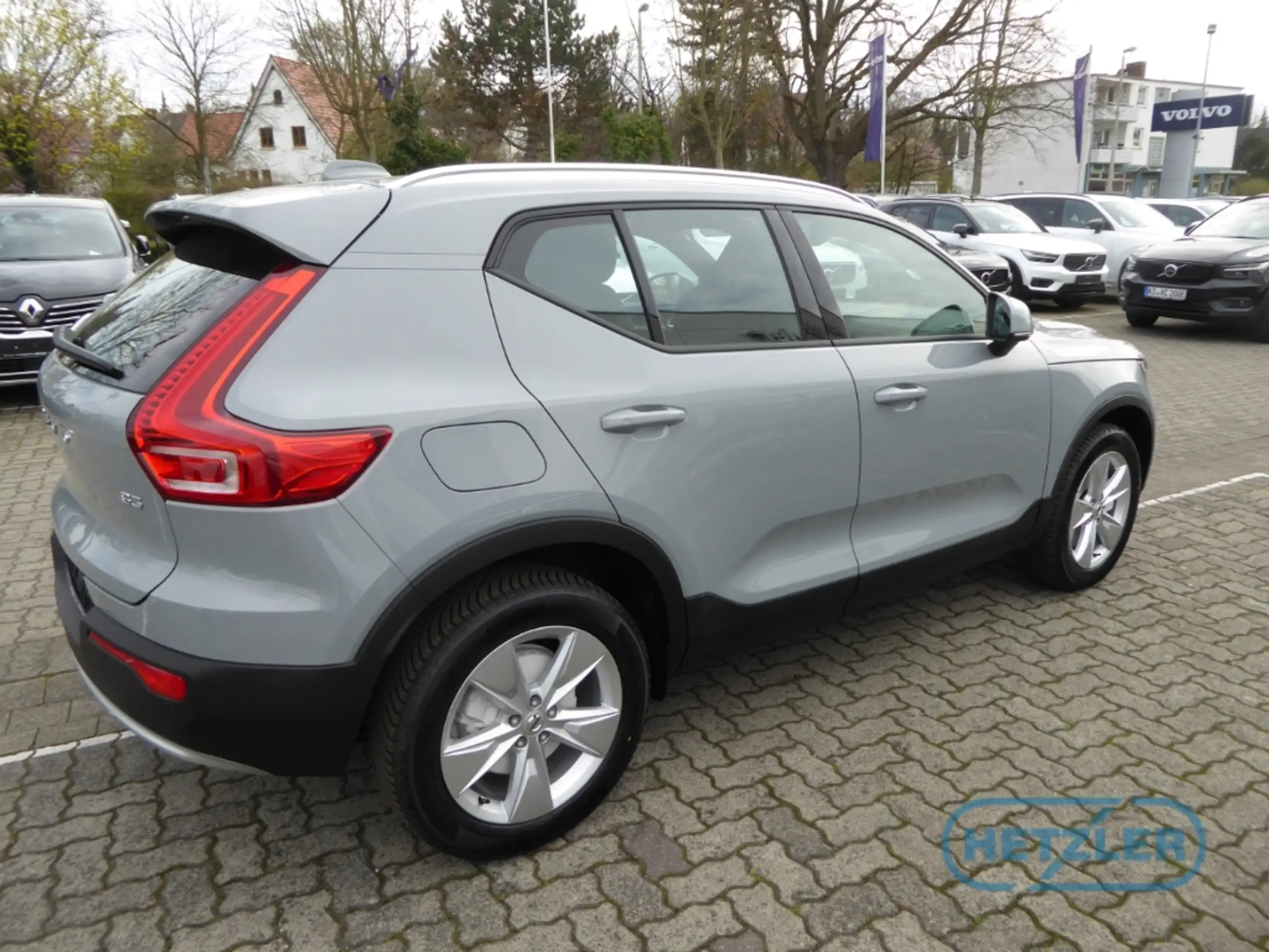 Volvo - XC40