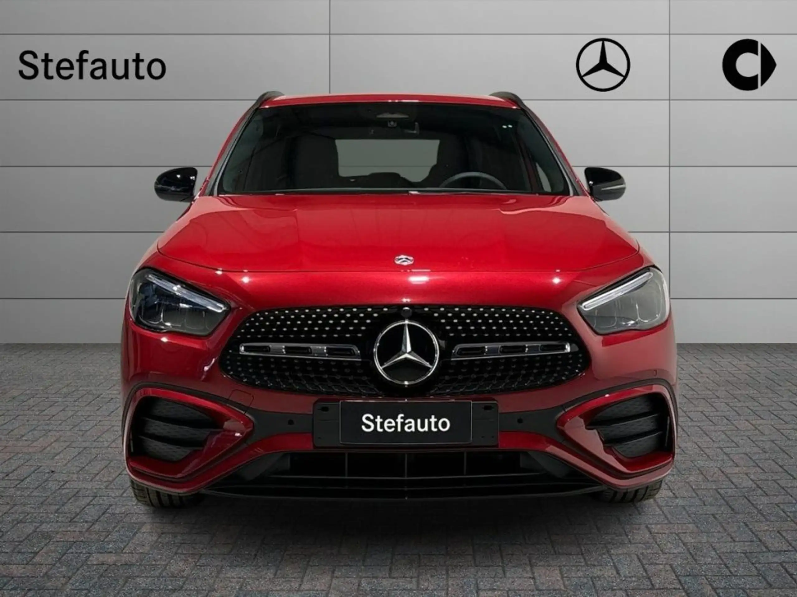 Mercedes-Benz - GLA 180