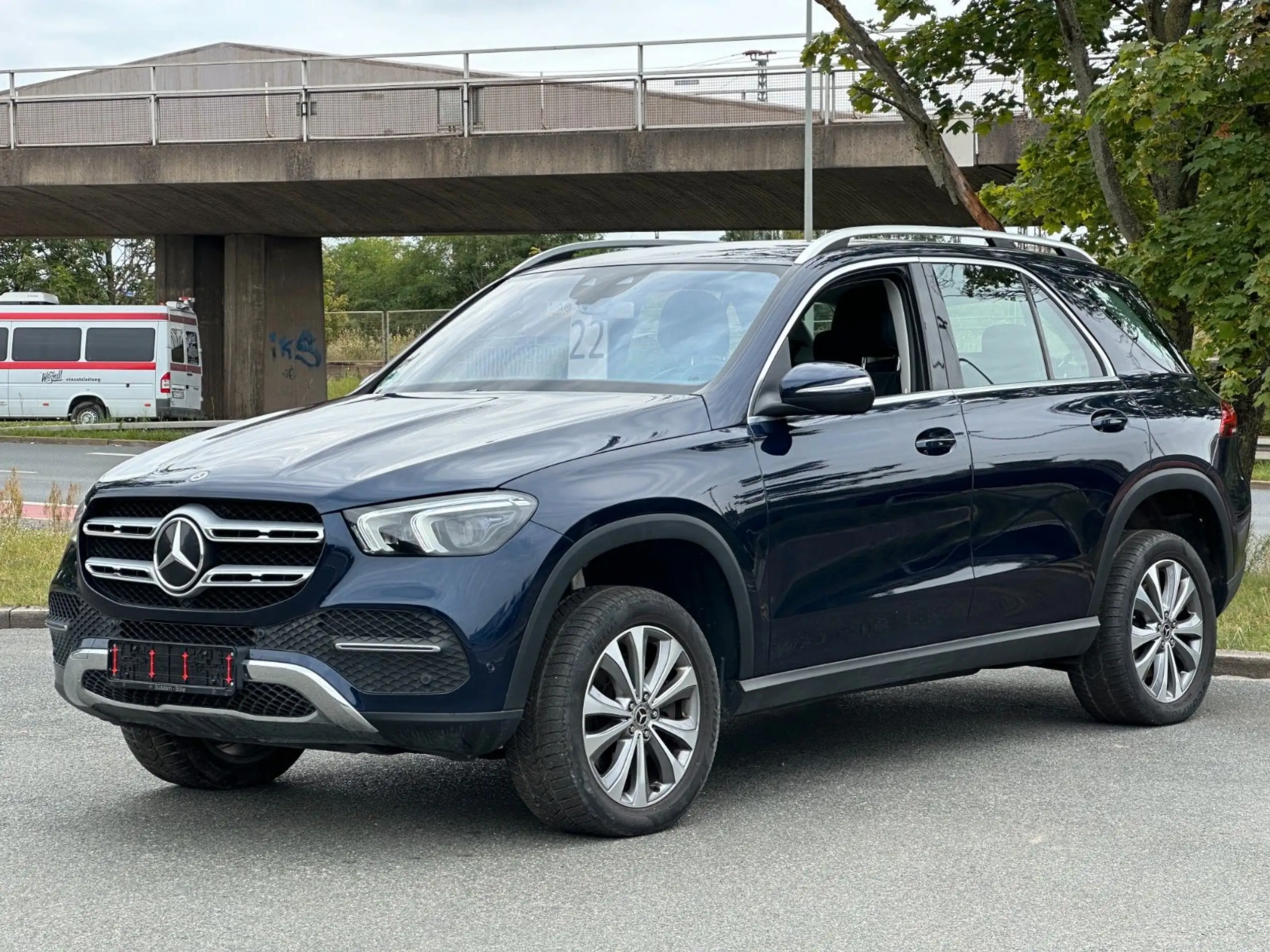 Mercedes-Benz - GLE 400