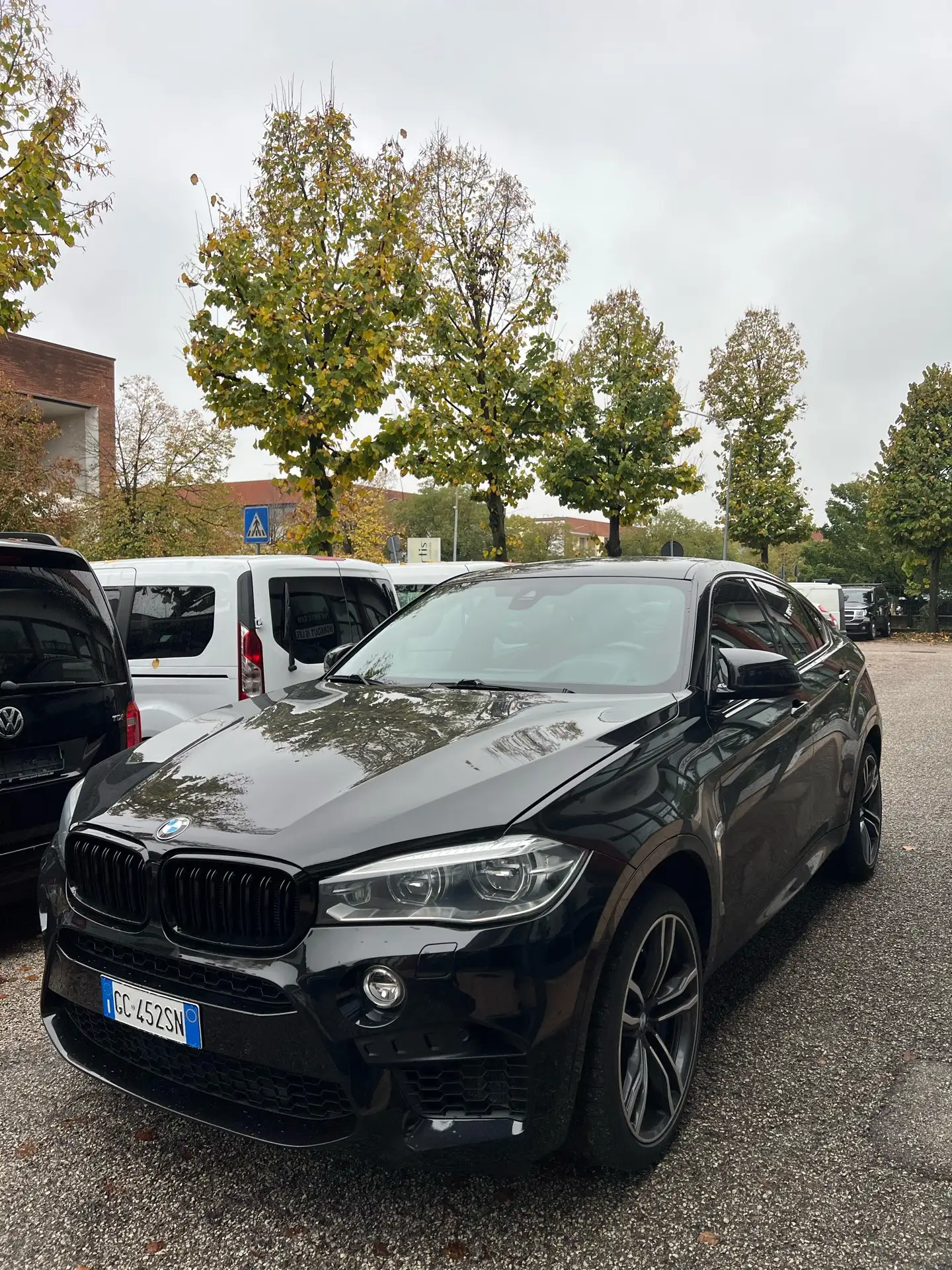 BMW - X6 M