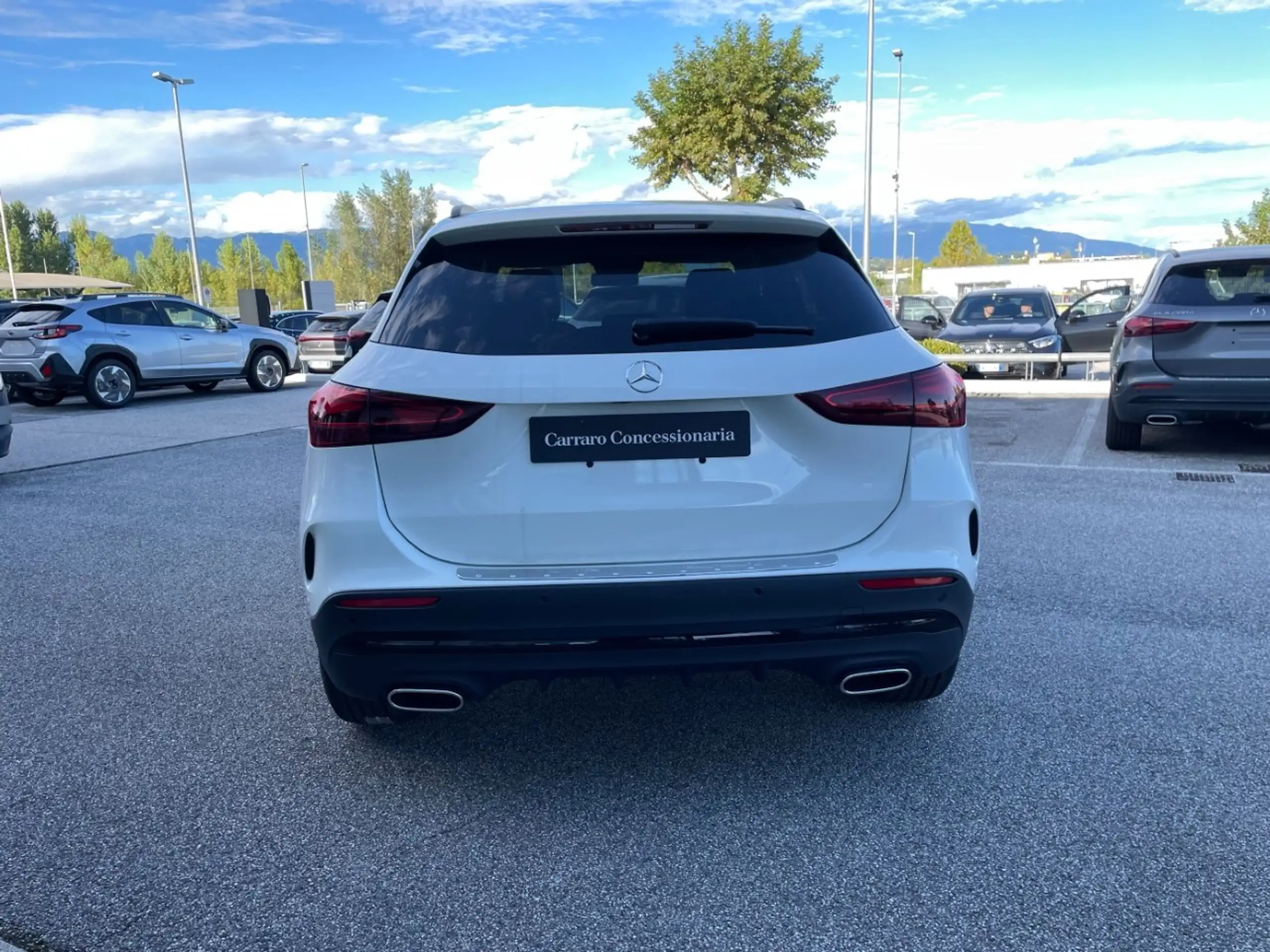 Mercedes-Benz - GLA 200