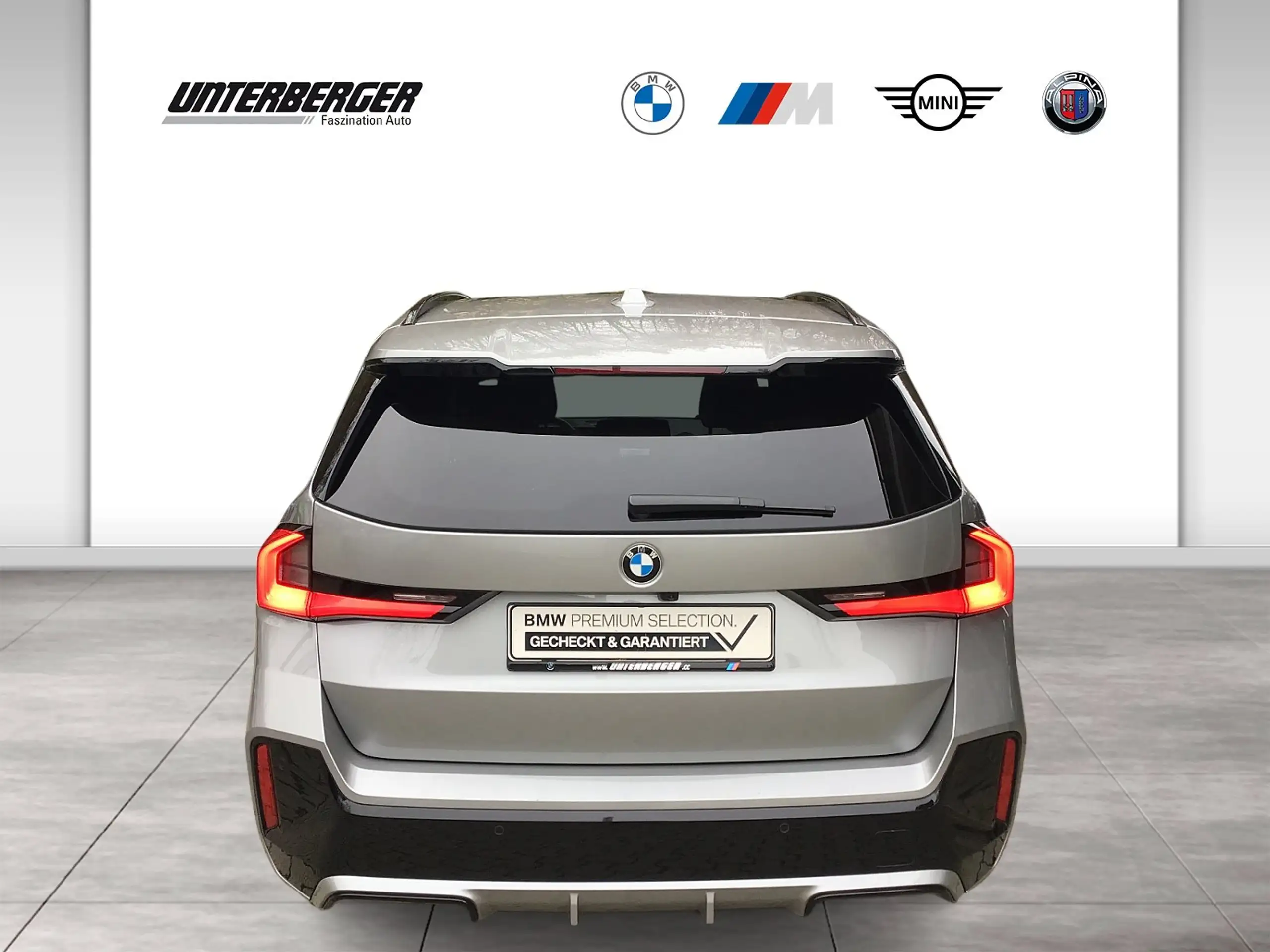 BMW - X1