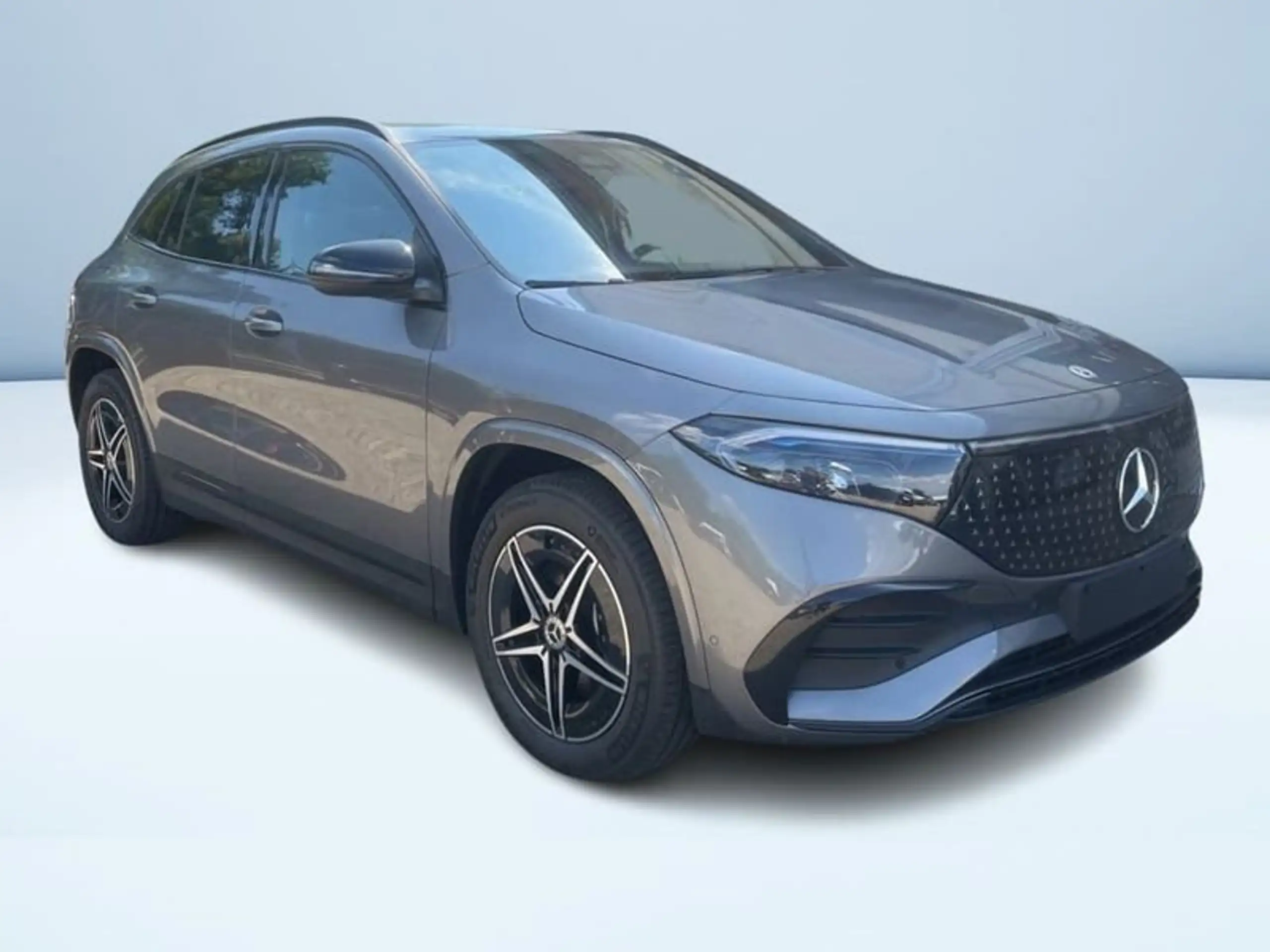 Mercedes-Benz - EQA