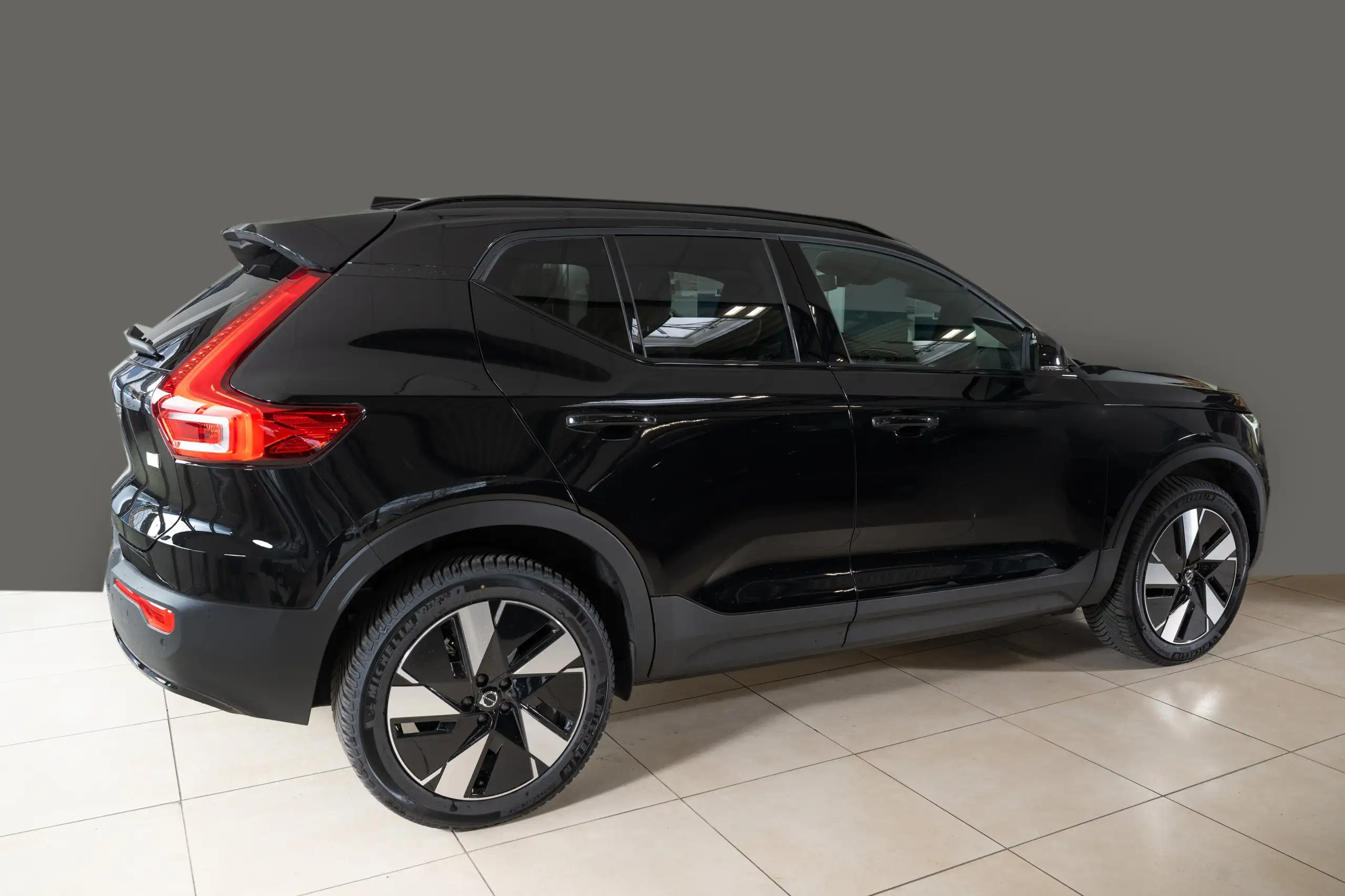 Volvo - XC40