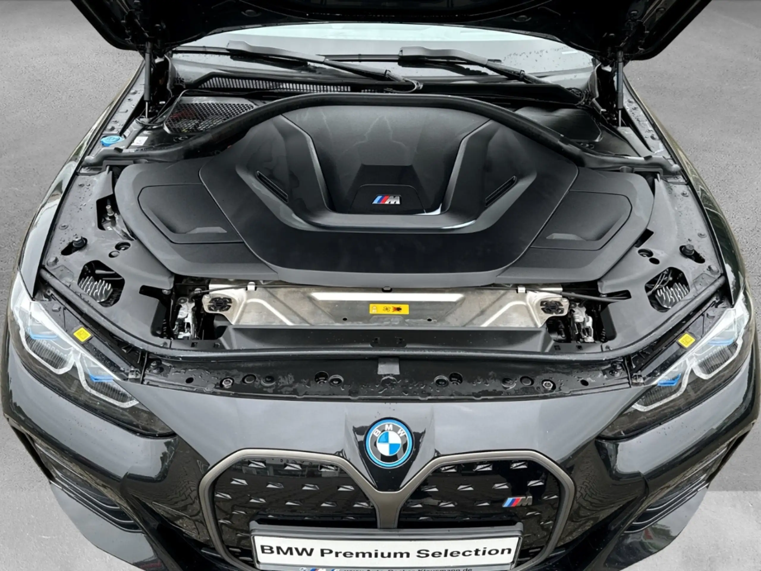 BMW - i4