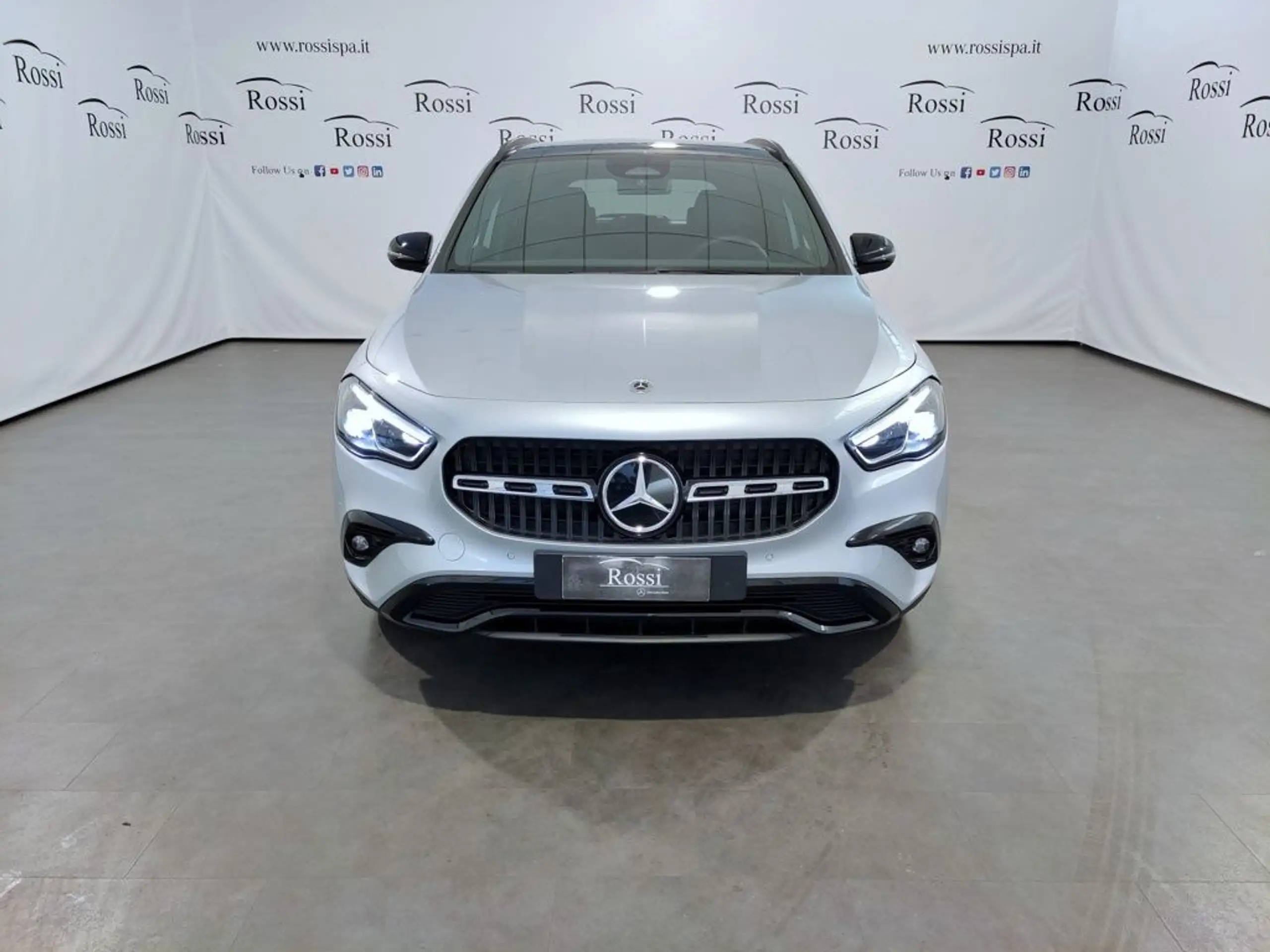 Mercedes-Benz - GLA 180