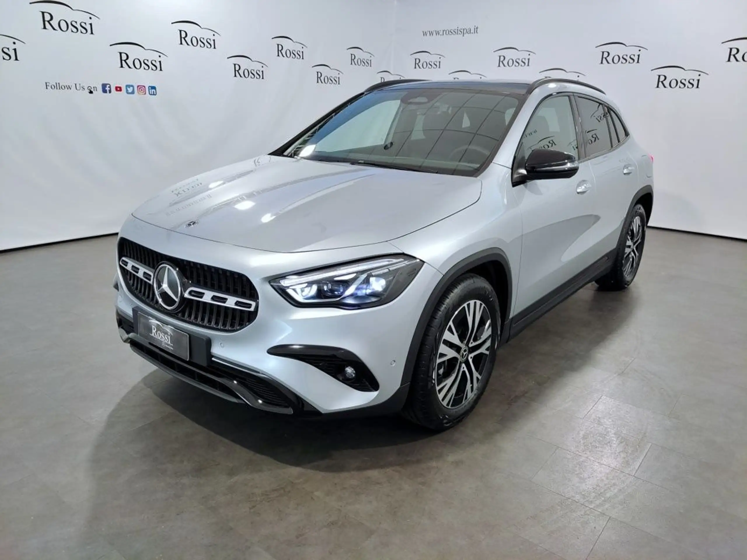 Mercedes-Benz - GLA 180