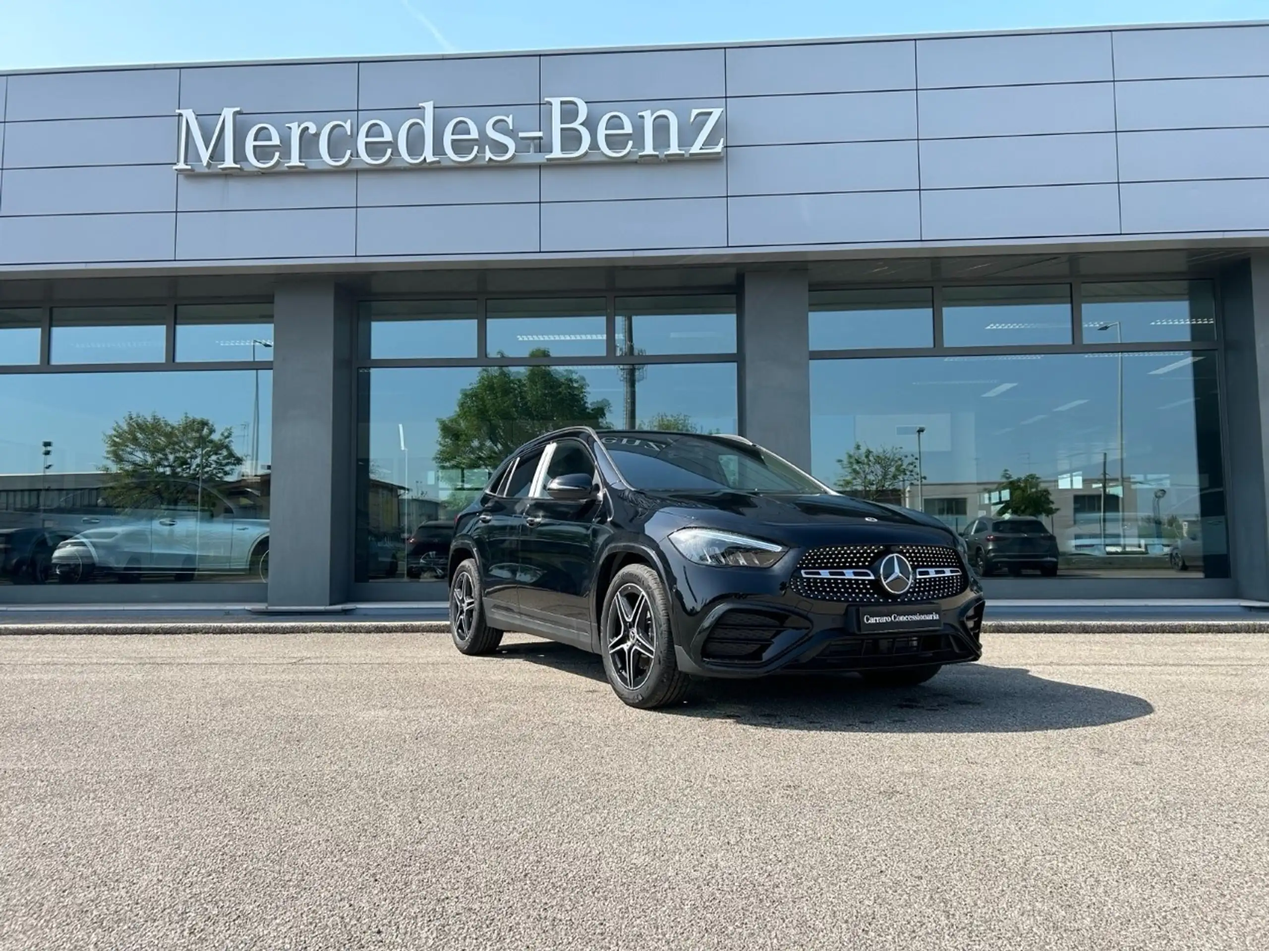 Mercedes-Benz - GLA 200