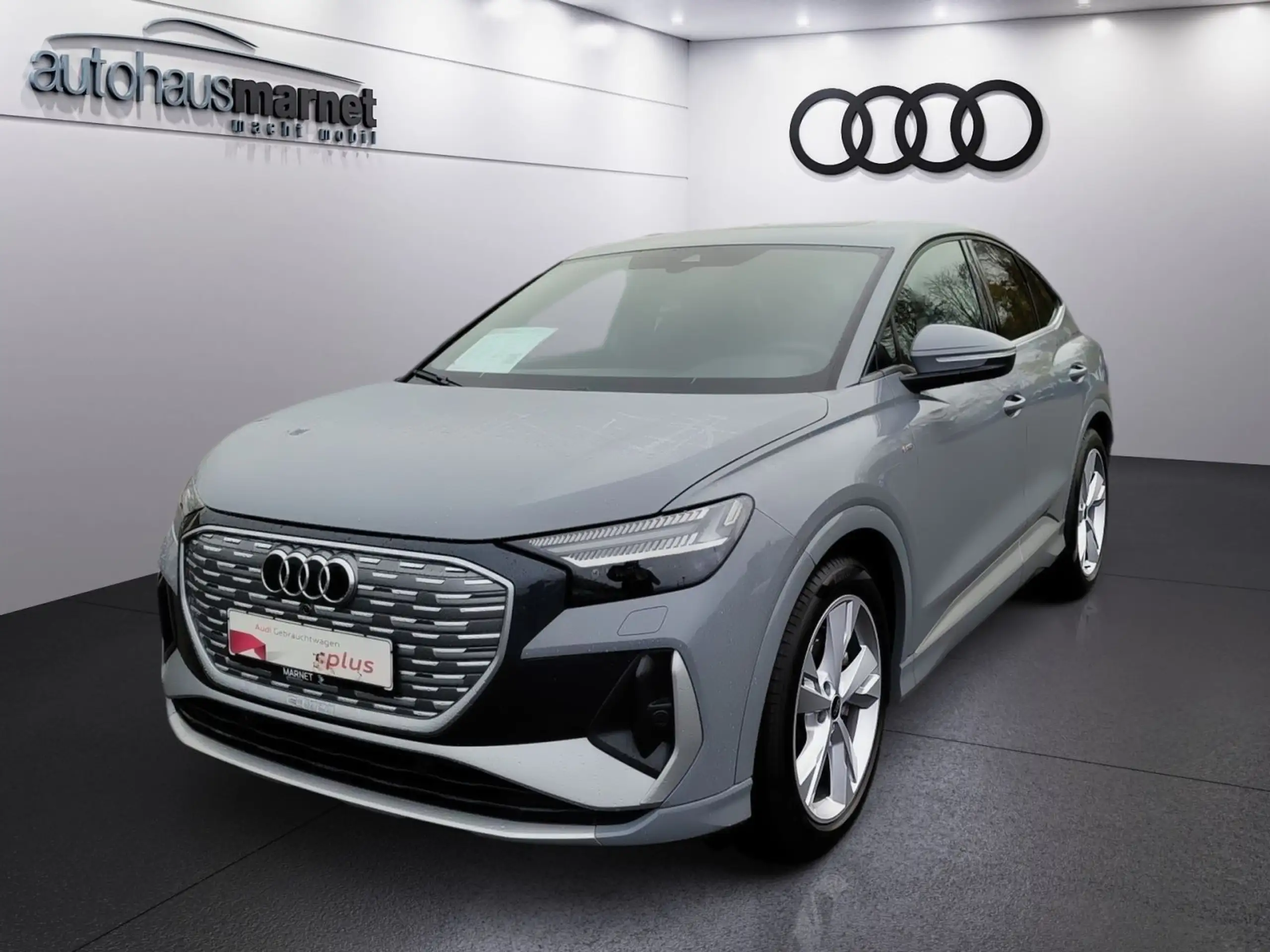 Audi - Q4 e-tron