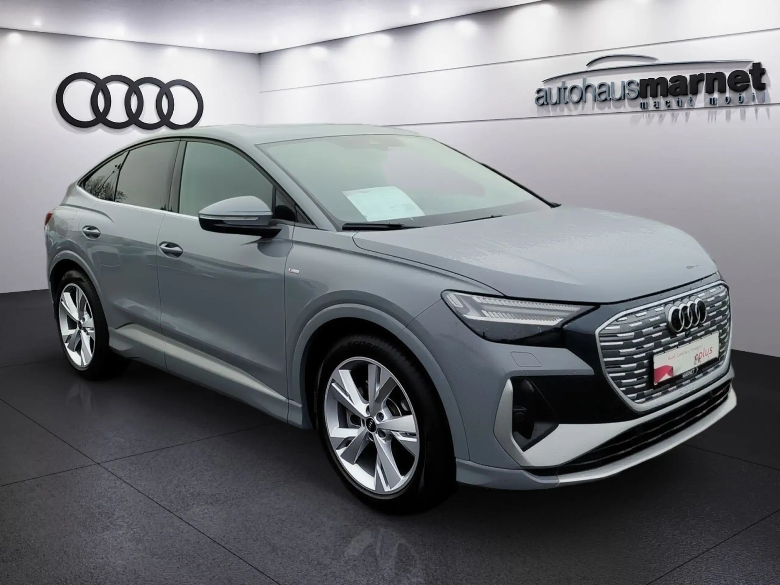 Audi - Q4 e-tron