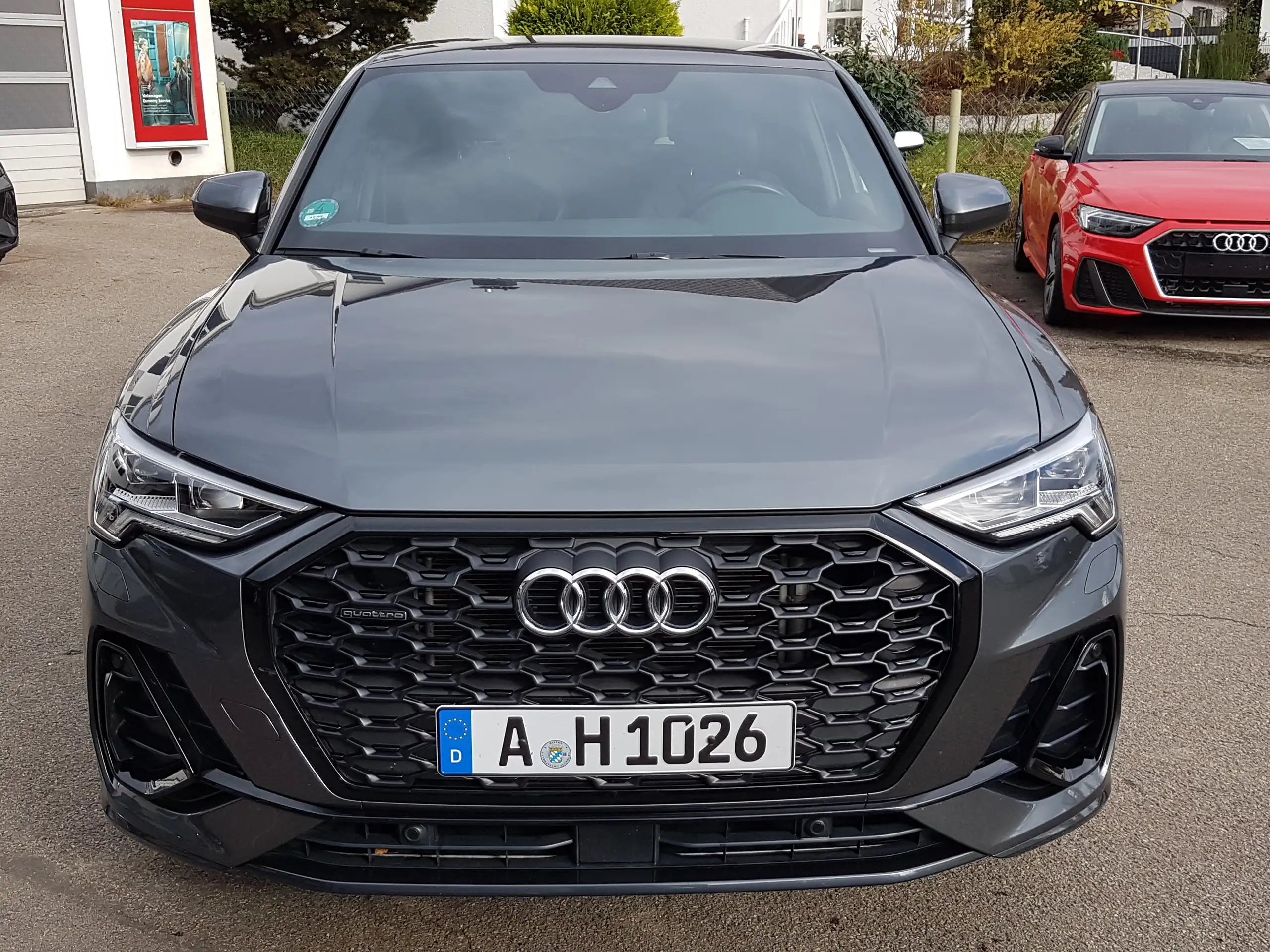 Audi - Q3