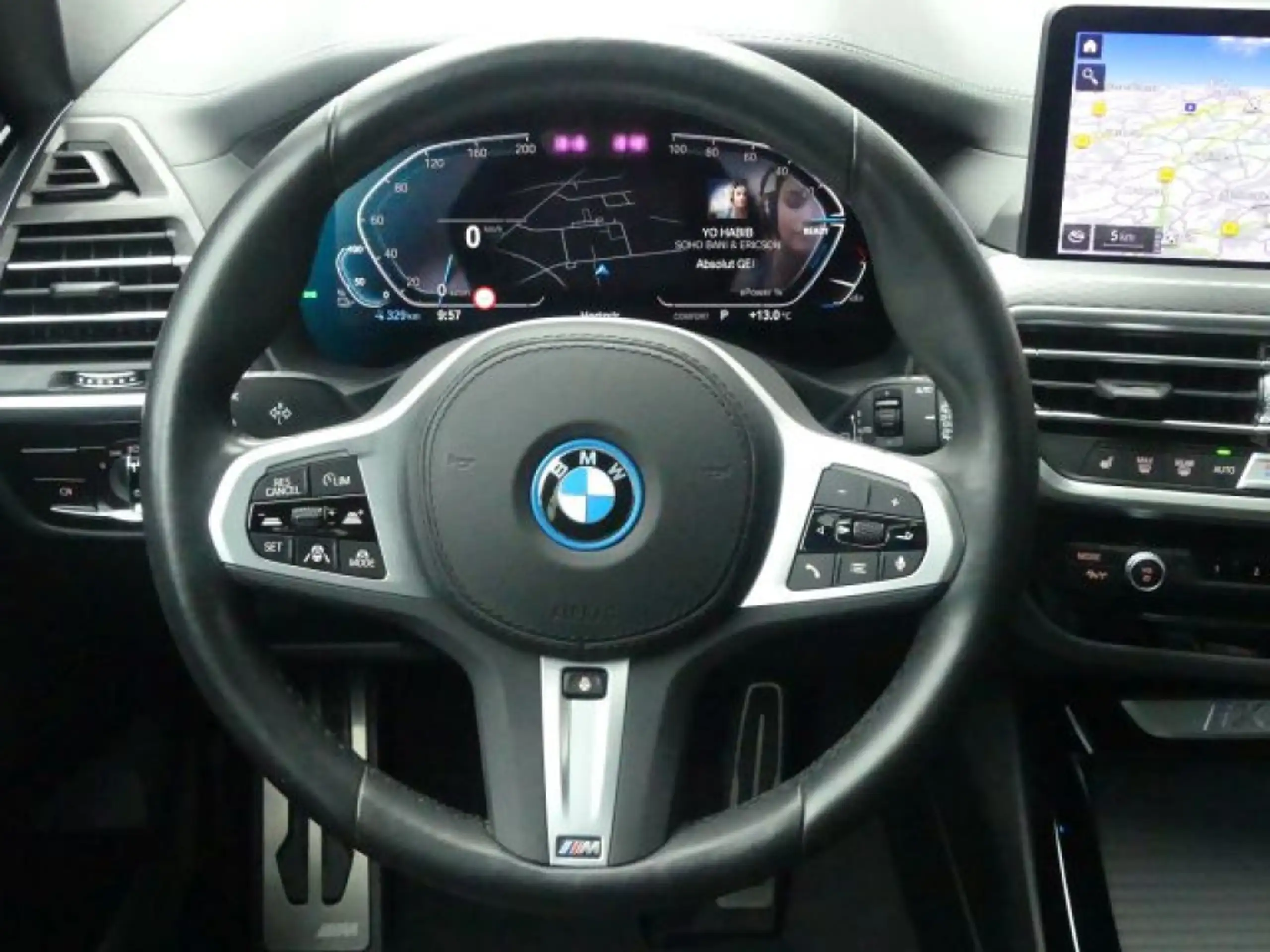 BMW - X3