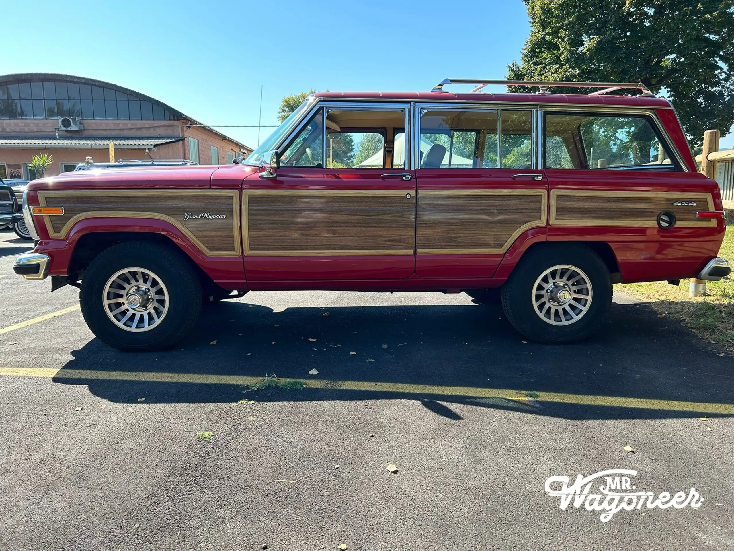 Jeep - Wagoneer