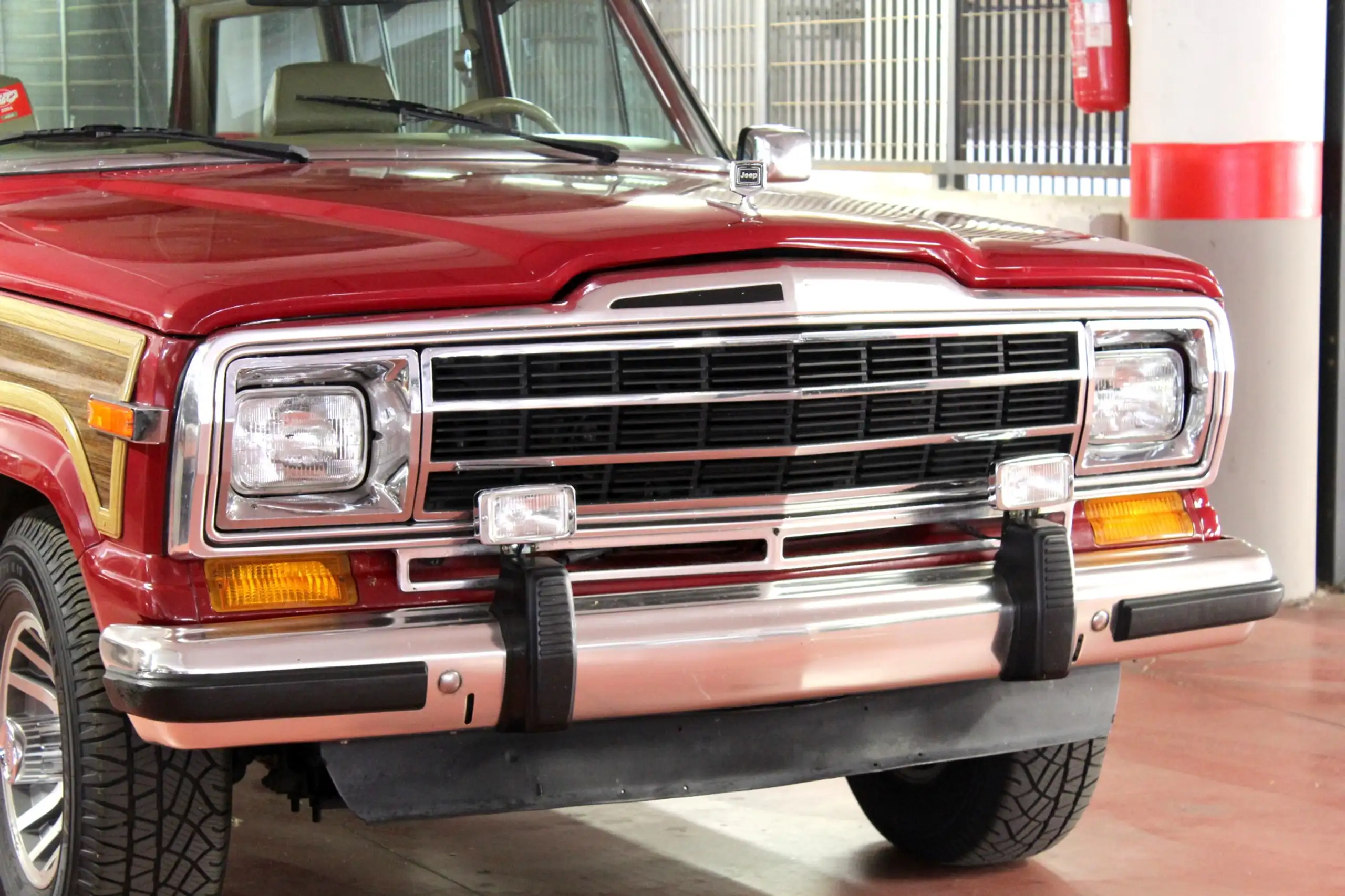 Jeep - Wagoneer