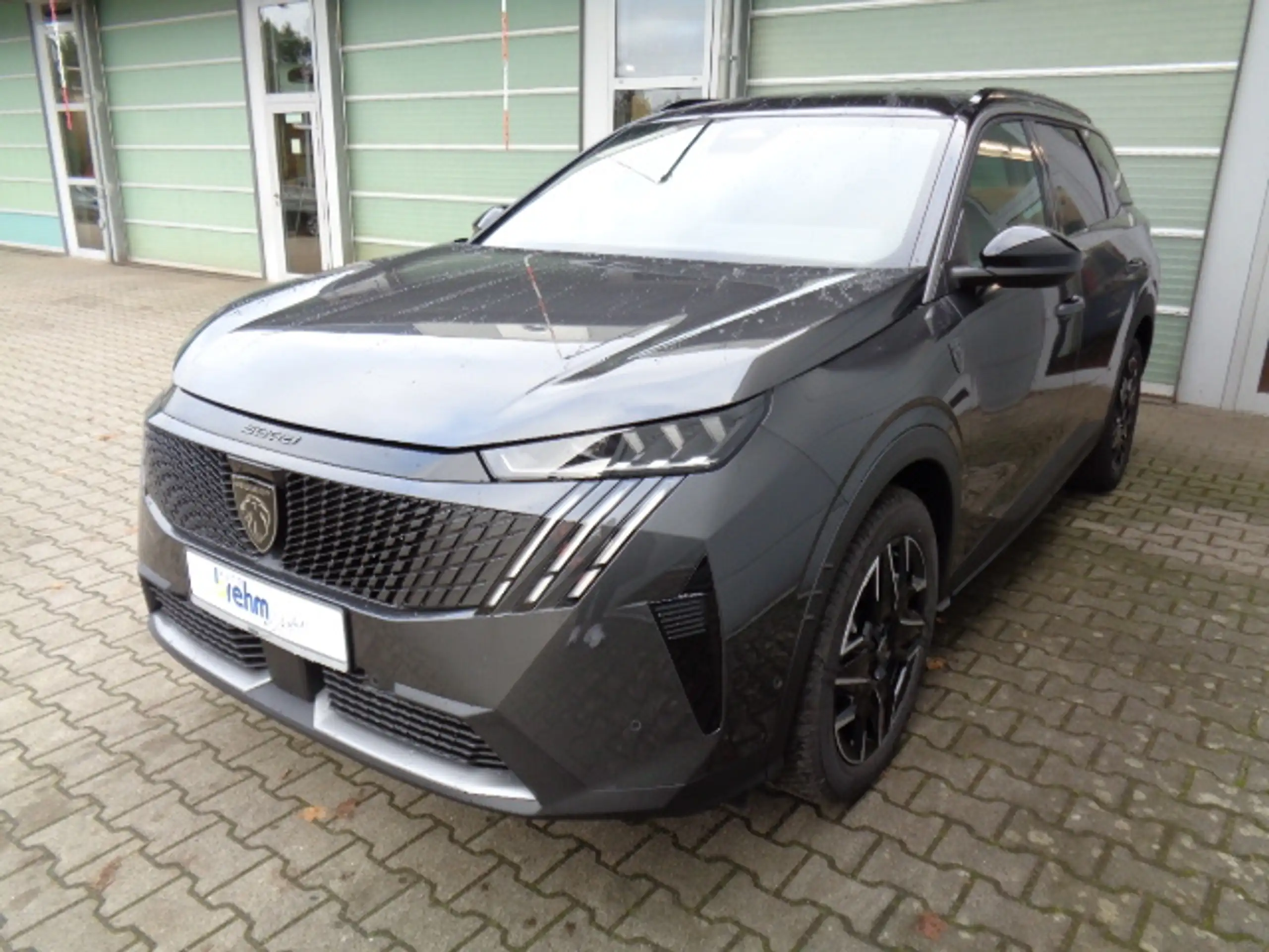 Peugeot - 5008