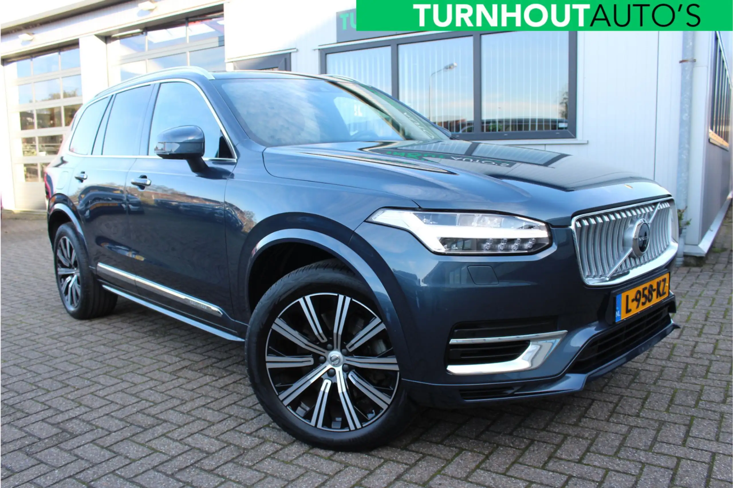 Volvo - XC90