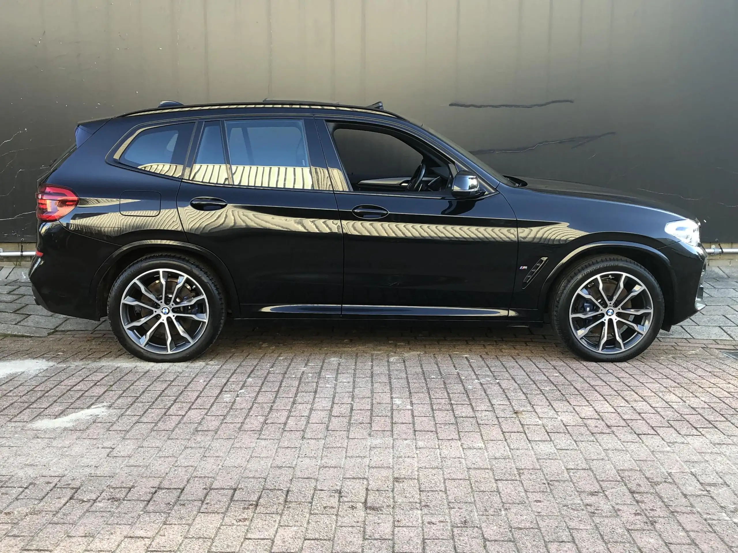 BMW - X3