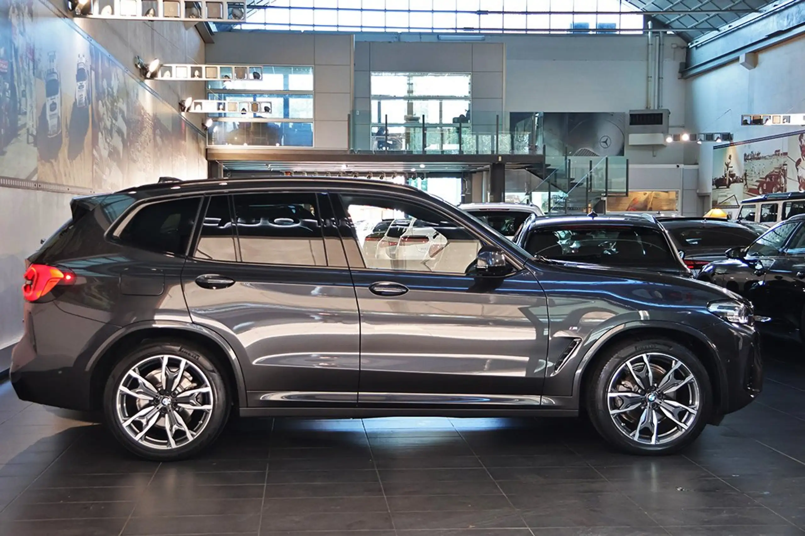 BMW - X3