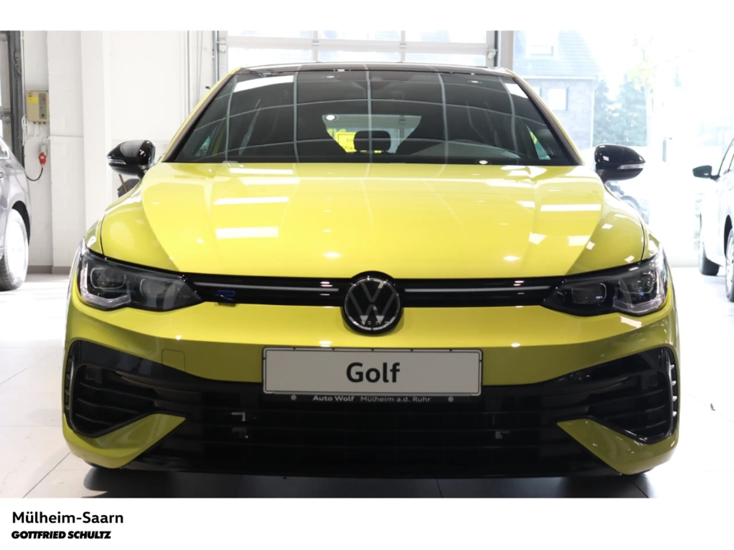 Volkswagen - Golf R