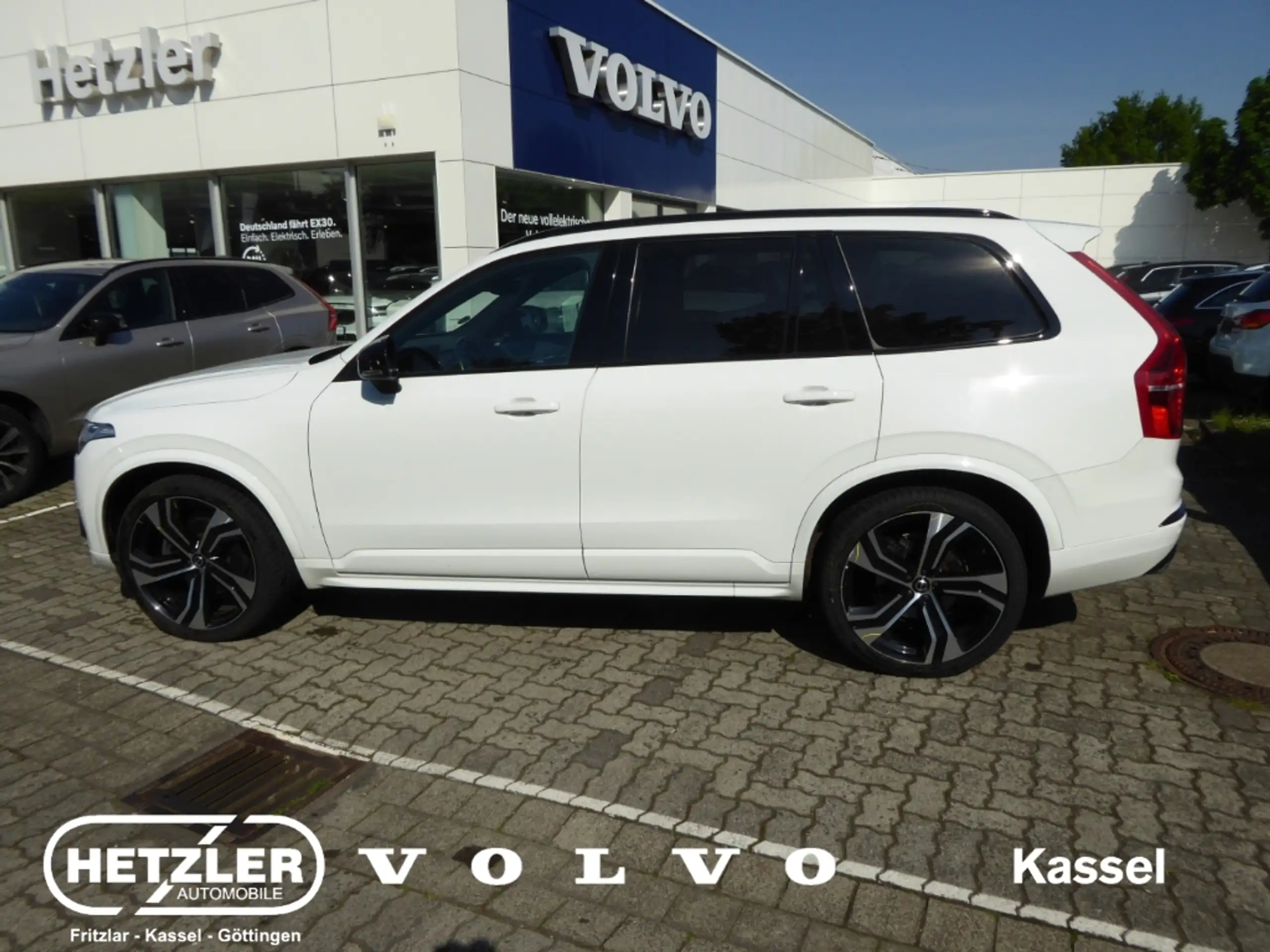 Volvo - XC90