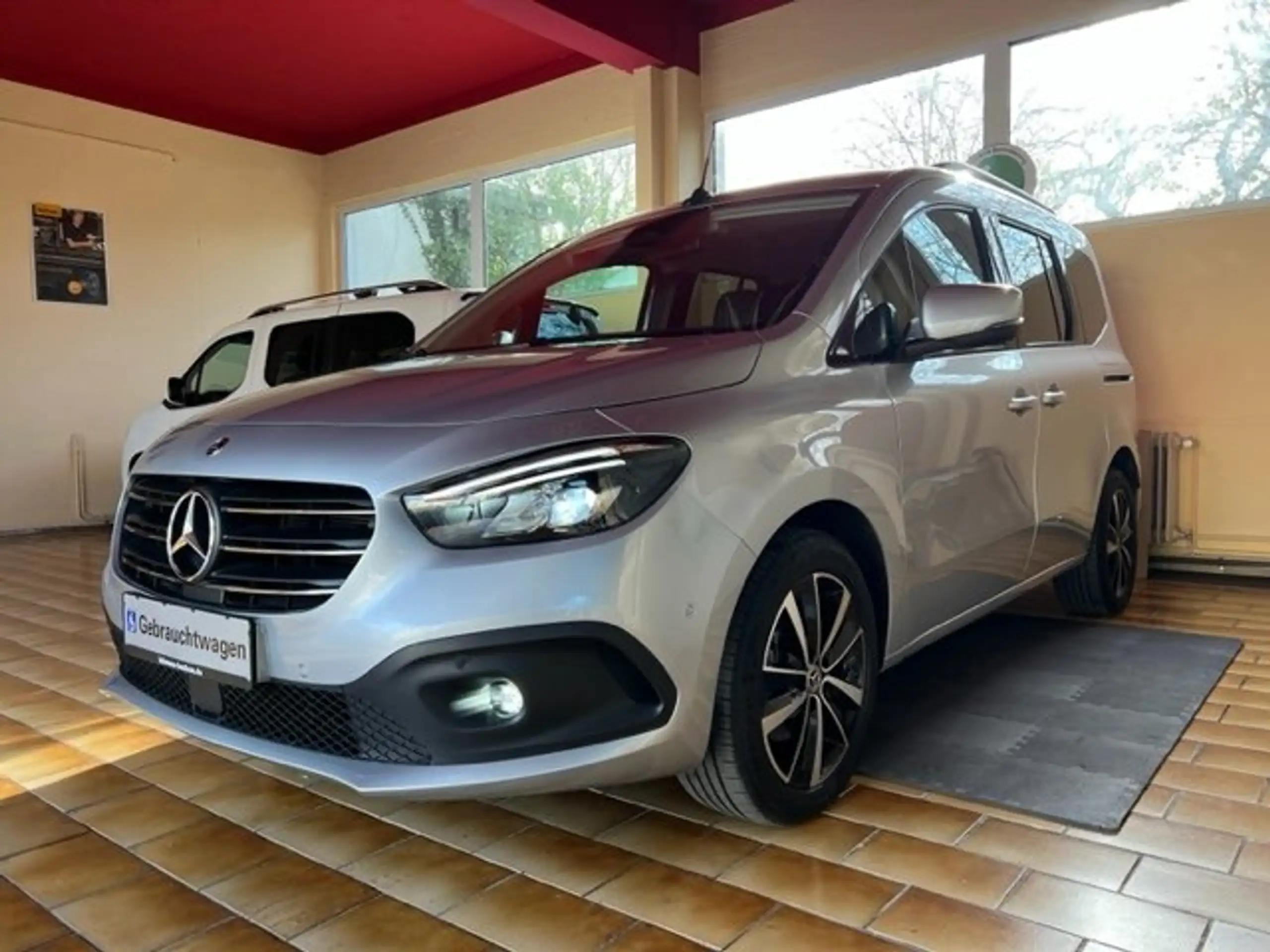 Mercedes-Benz - T-Class