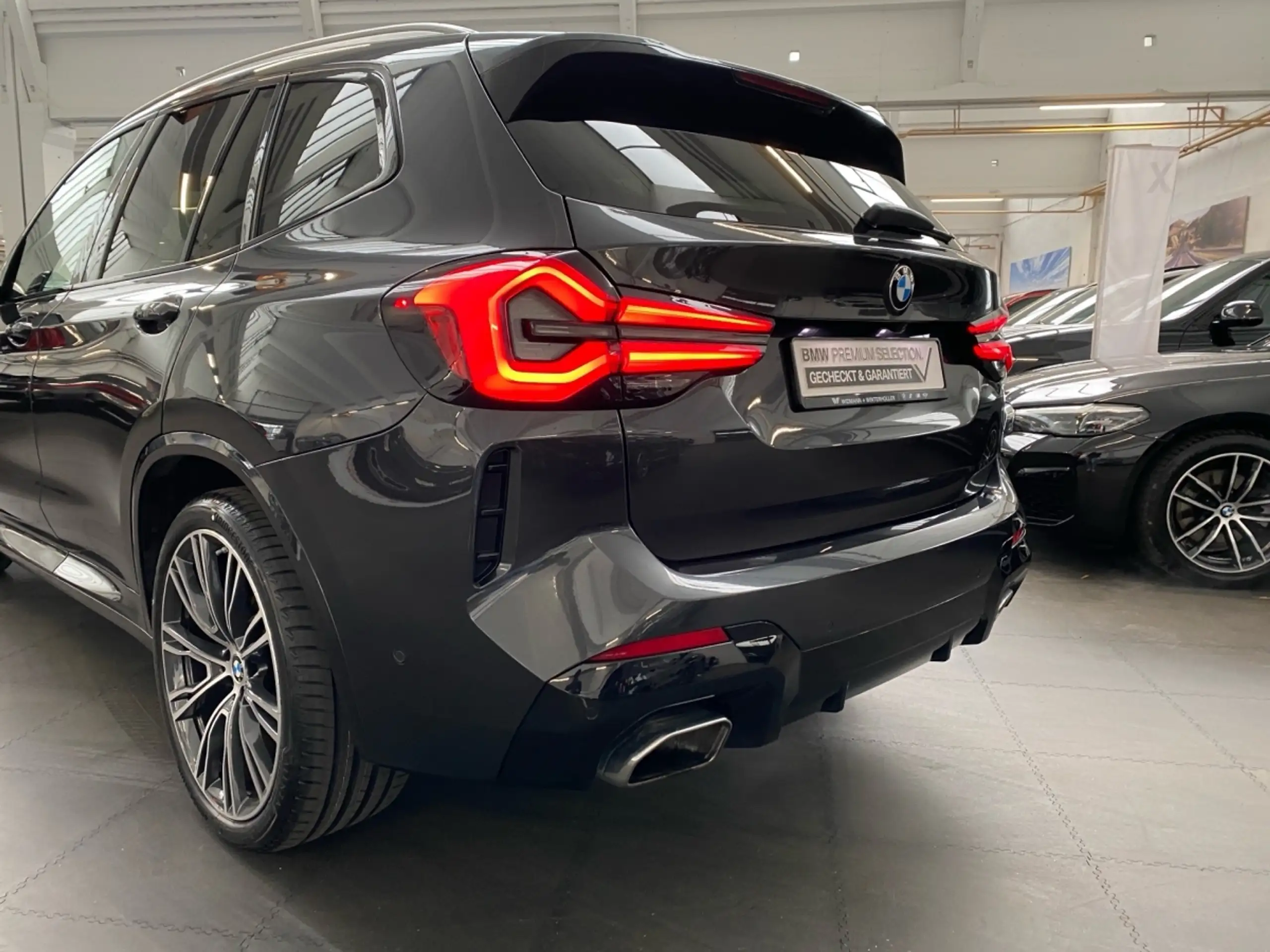 BMW - X3