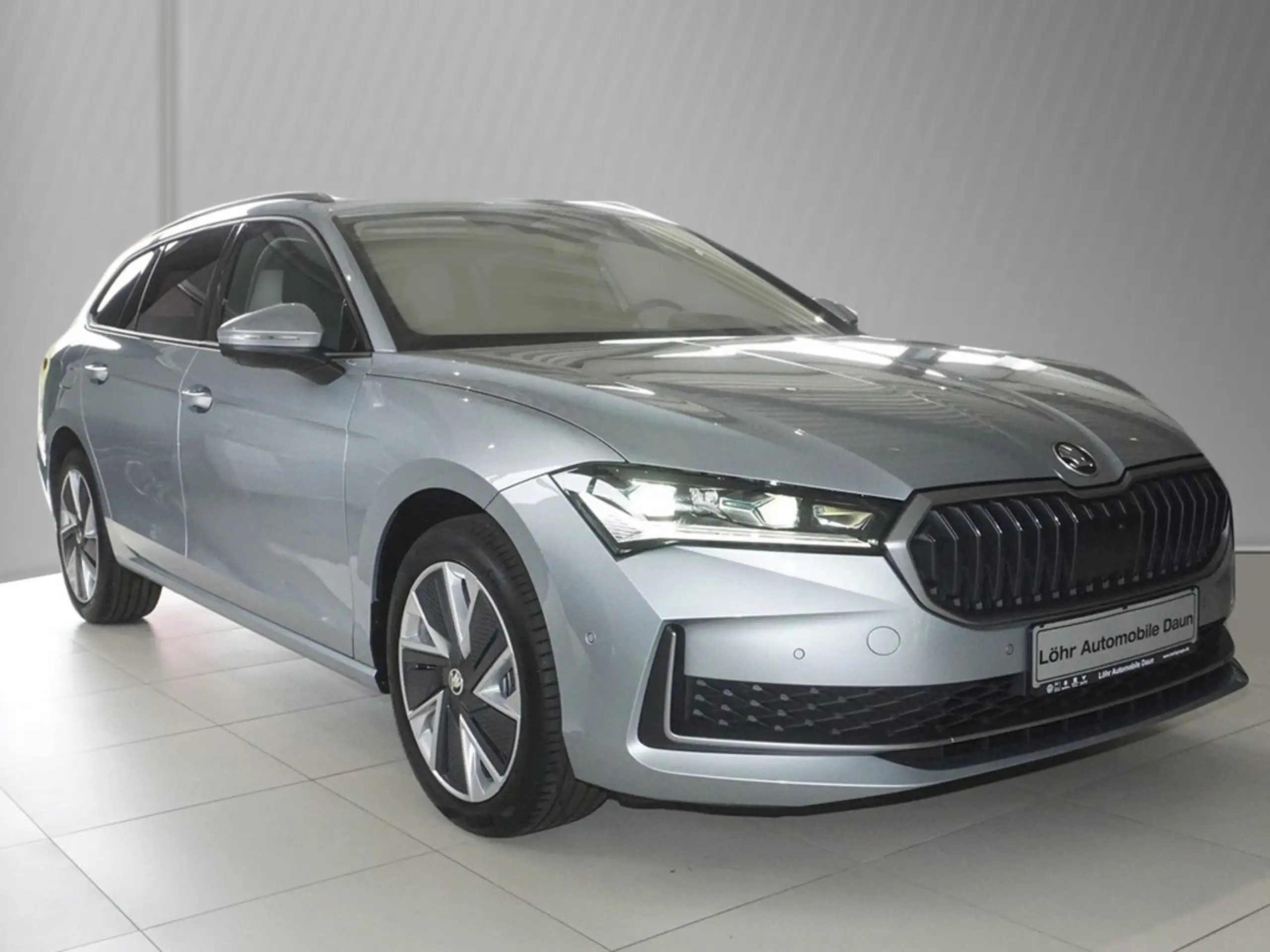 Skoda - Superb