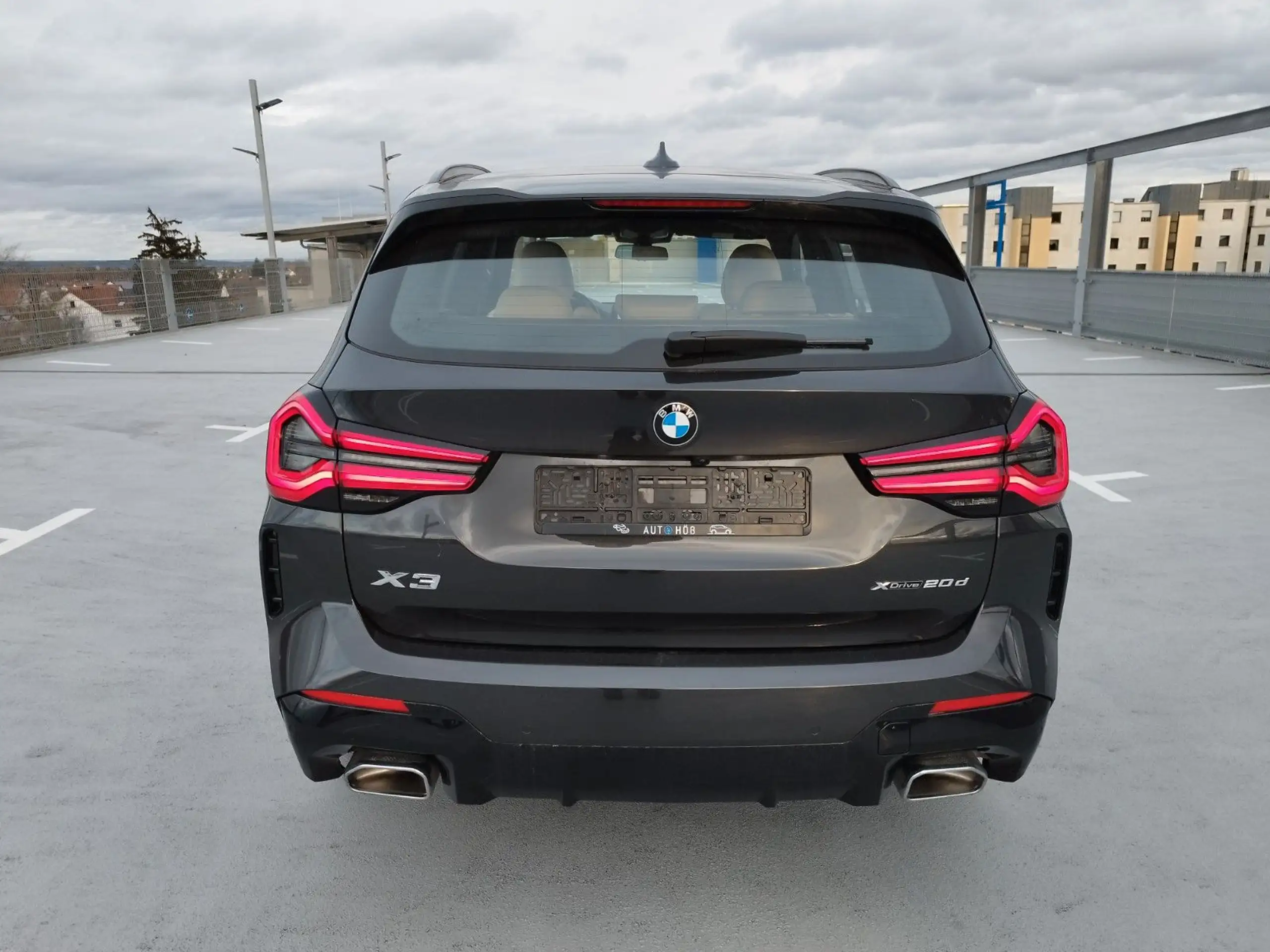 BMW - X3