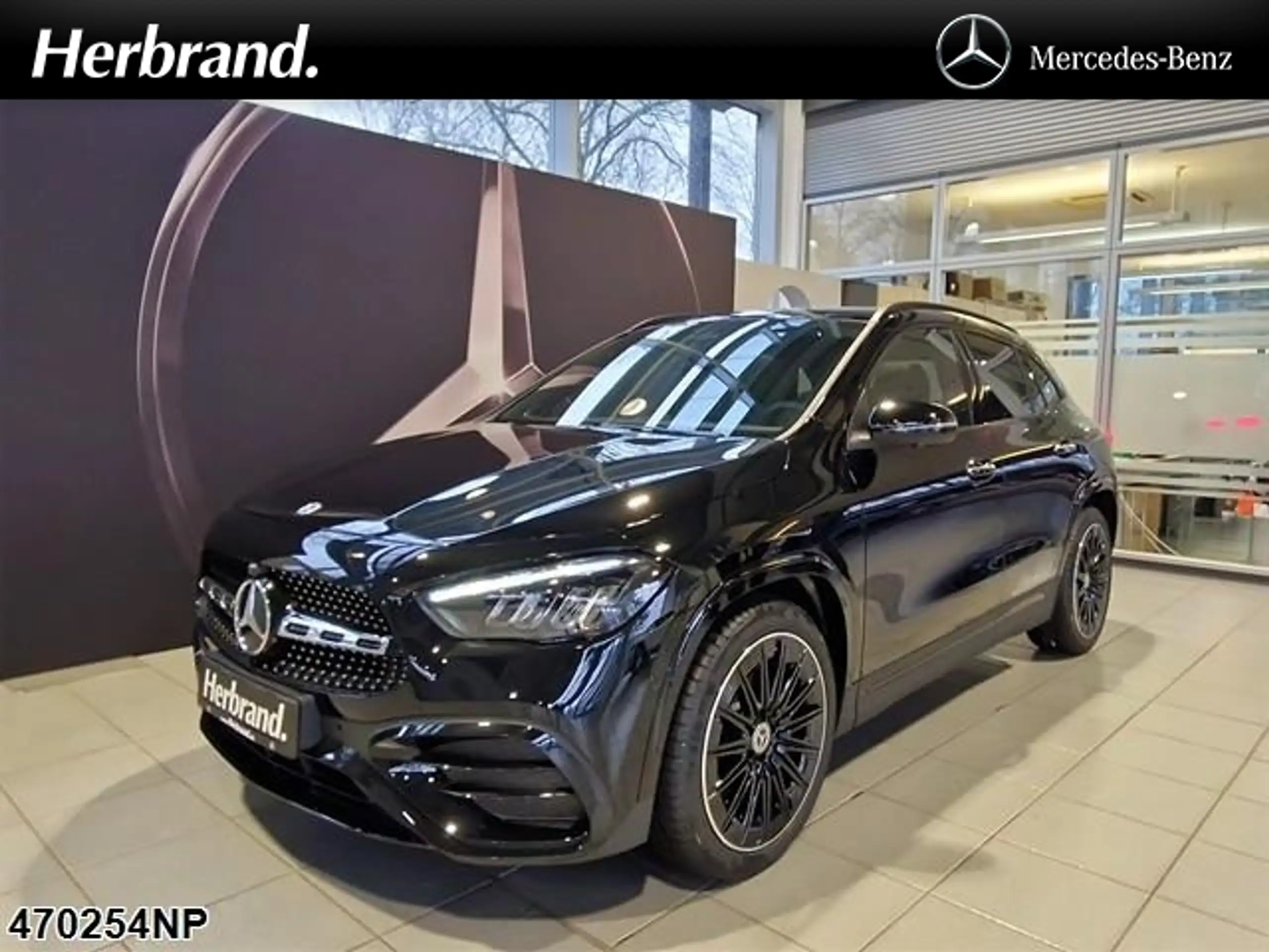 Mercedes-Benz - GLA 200