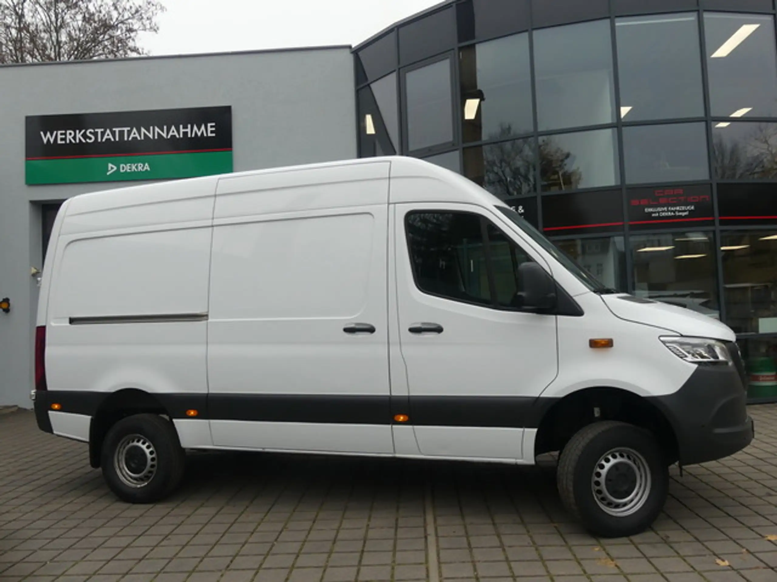 Mercedes-Benz - Sprinter