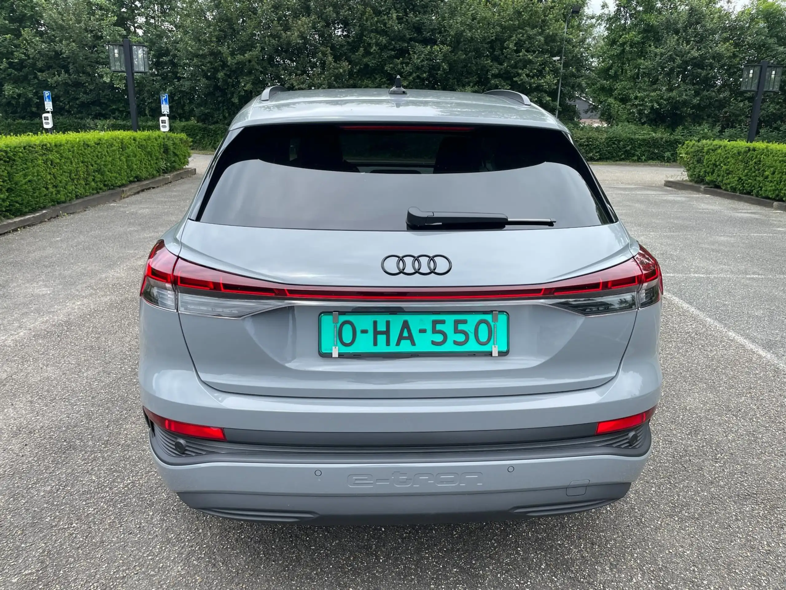 Audi - Q4 e-tron