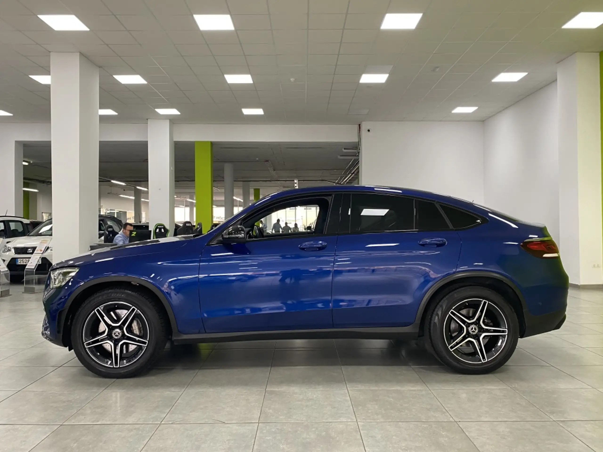 Mercedes-Benz - GLC 200