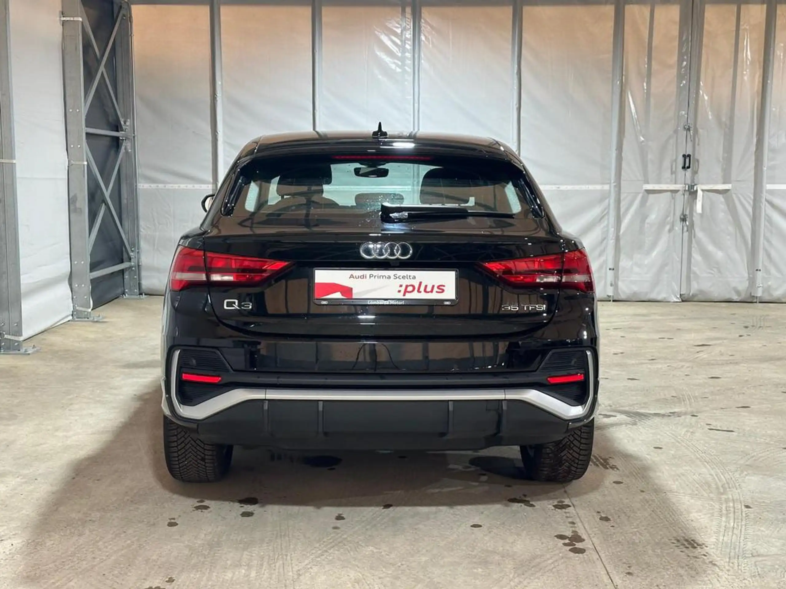 Audi - Q3